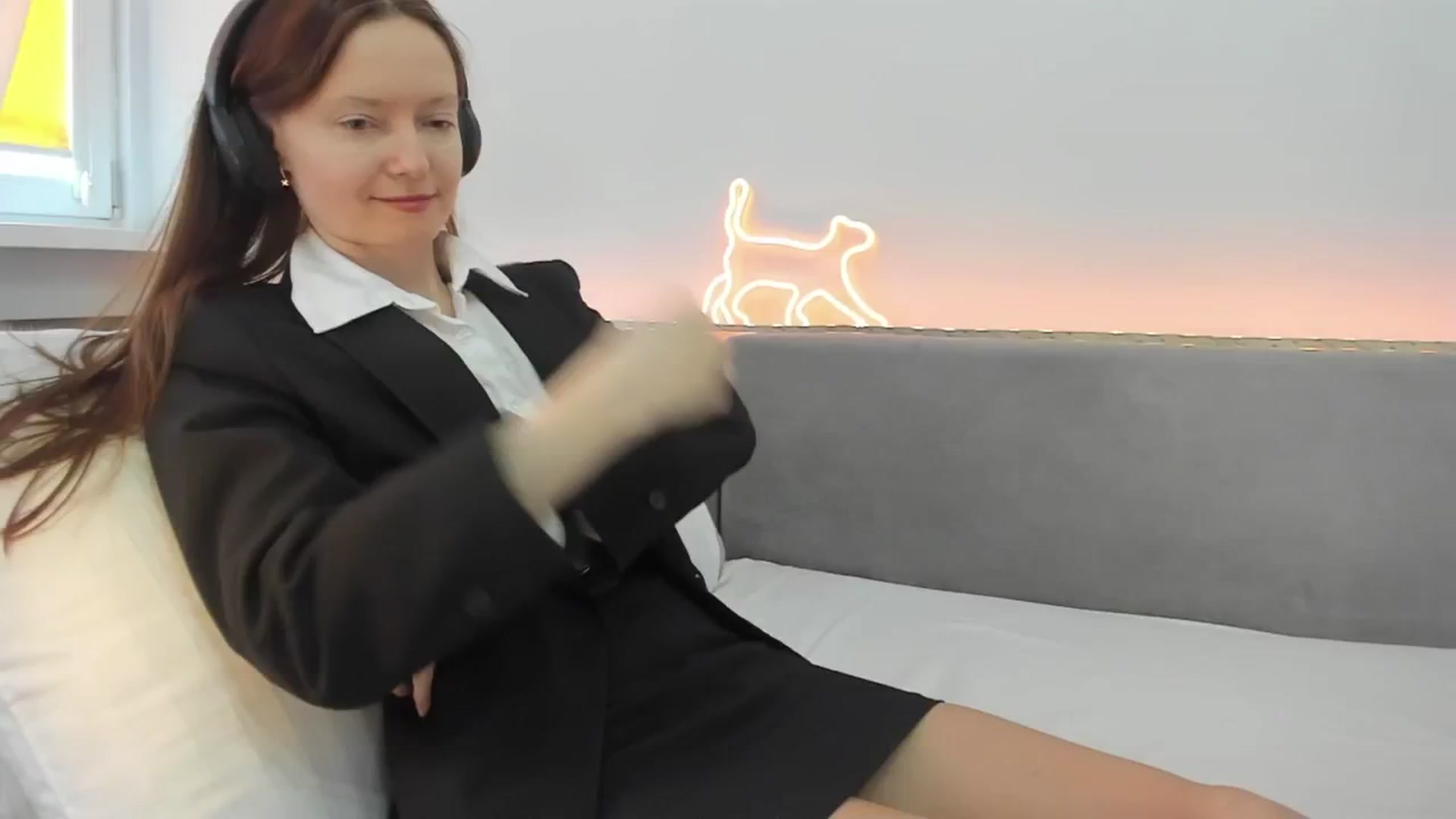 Gallery image thumbnail from Tenar's myfreecams stream on, 04/09/2026, 11:33 image 4 of 20
