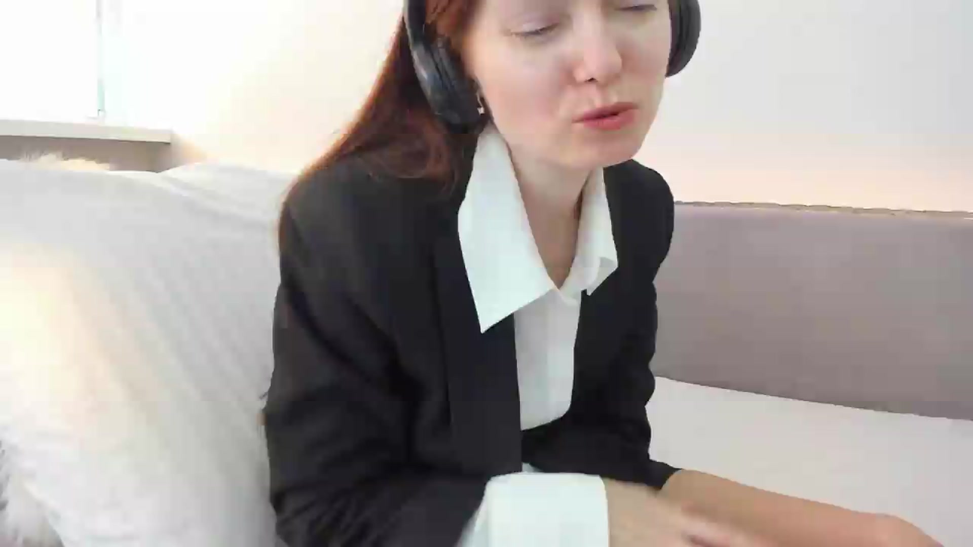 Gallery image thumbnail from Tenar's myfreecams stream on, 05/03/2026, 13:52 image 3 of 20