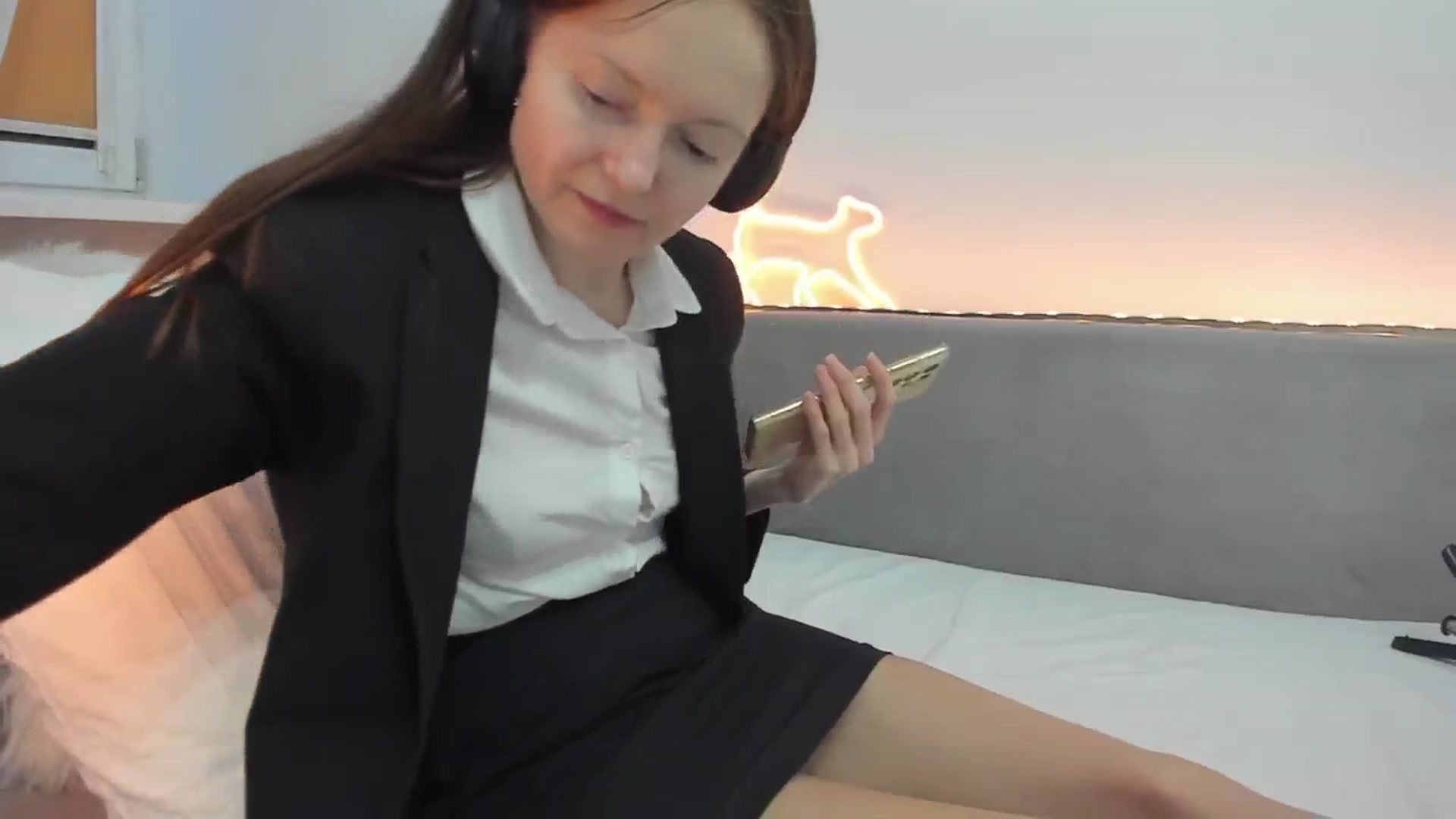Gallery image thumbnail from Tenar's myfreecams stream on, 05/03/2026, 21:42 image 16 of 20