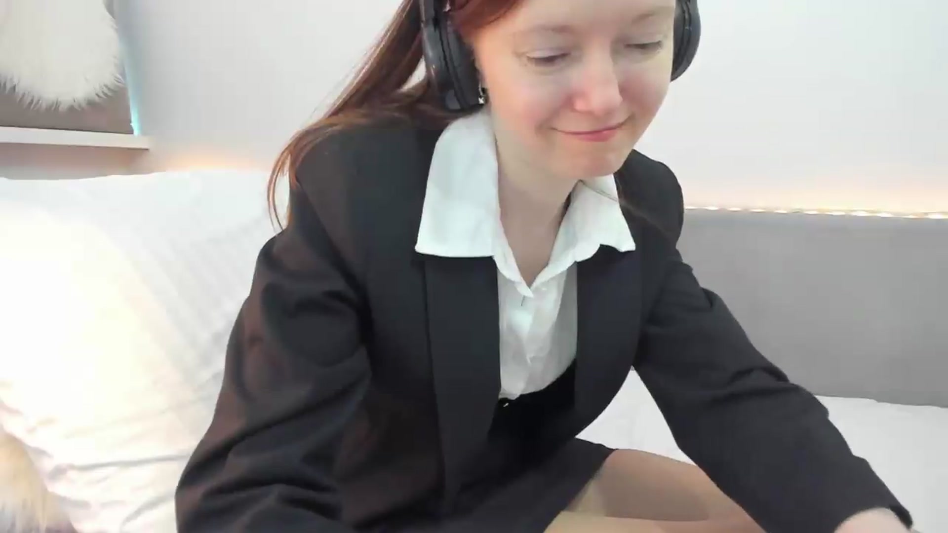Gallery image thumbnail from Tenar's myfreecams stream on, 05/07/2026, 10:30 image 17 of 20