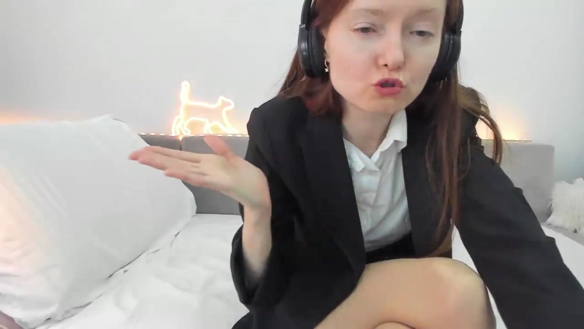 Gallery image thumbnail from Tenar's myfreecams stream on, 05/11/2026, 10:52 image 14 of 20