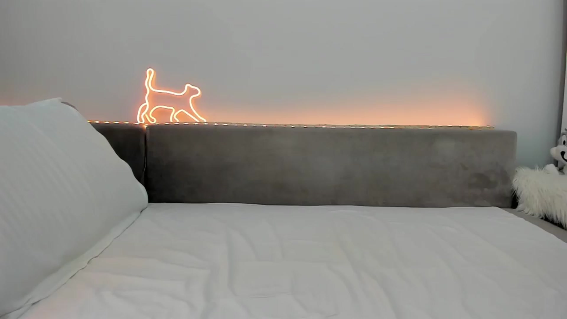 Gallery image thumbnail from Tenar's myfreecams stream on, 05/12/2026, 14:59 image 18 of 20