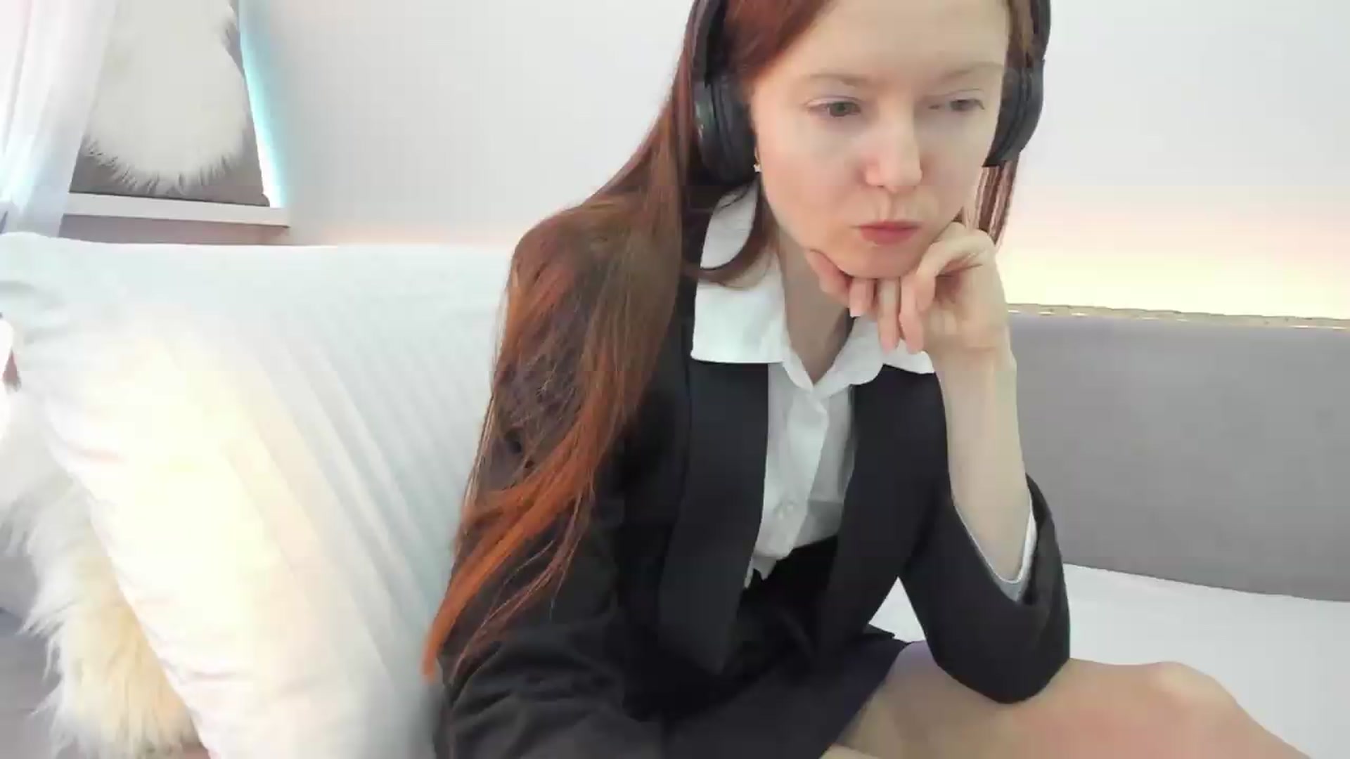 Gallery image thumbnail from Tenar's myfreecams stream on, 05/18/2026, 09:14 image 4 of 20