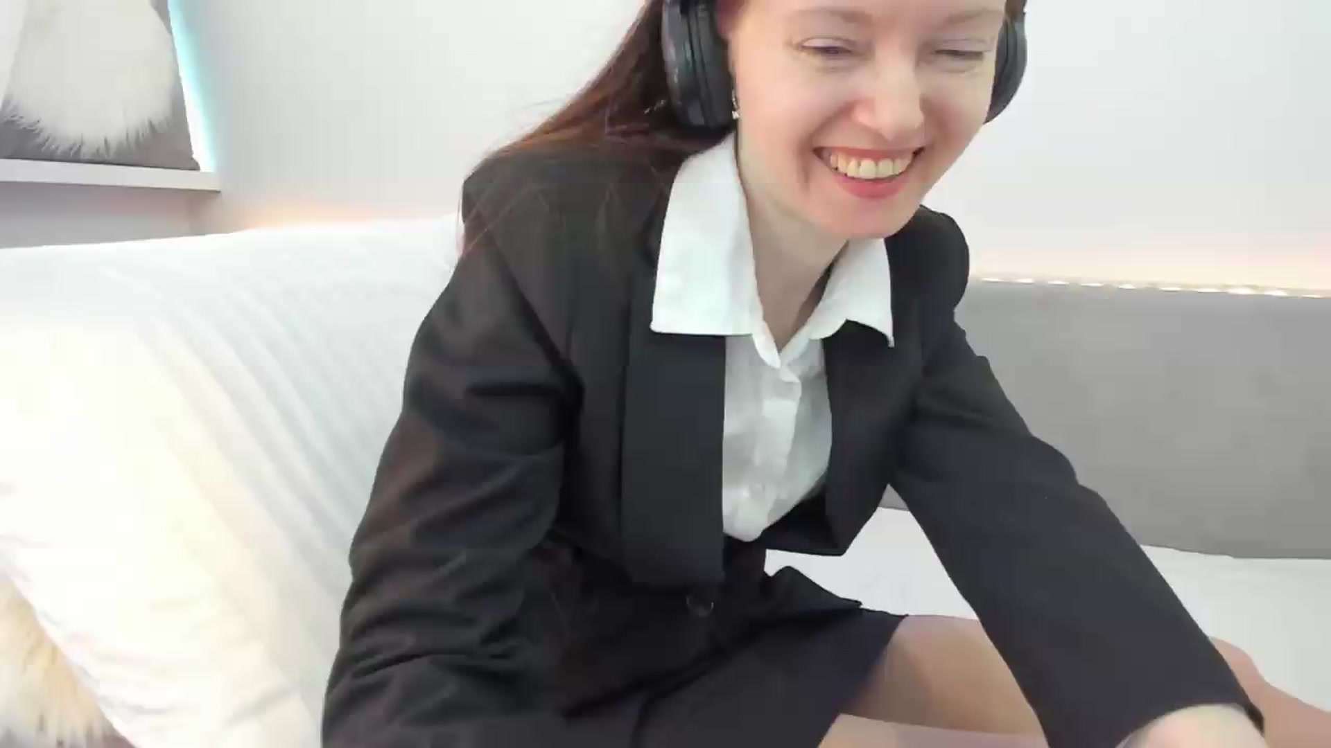 Gallery image thumbnail from Tenar's myfreecams stream on, 05/18/2026, 10:04 image 1 of 20
