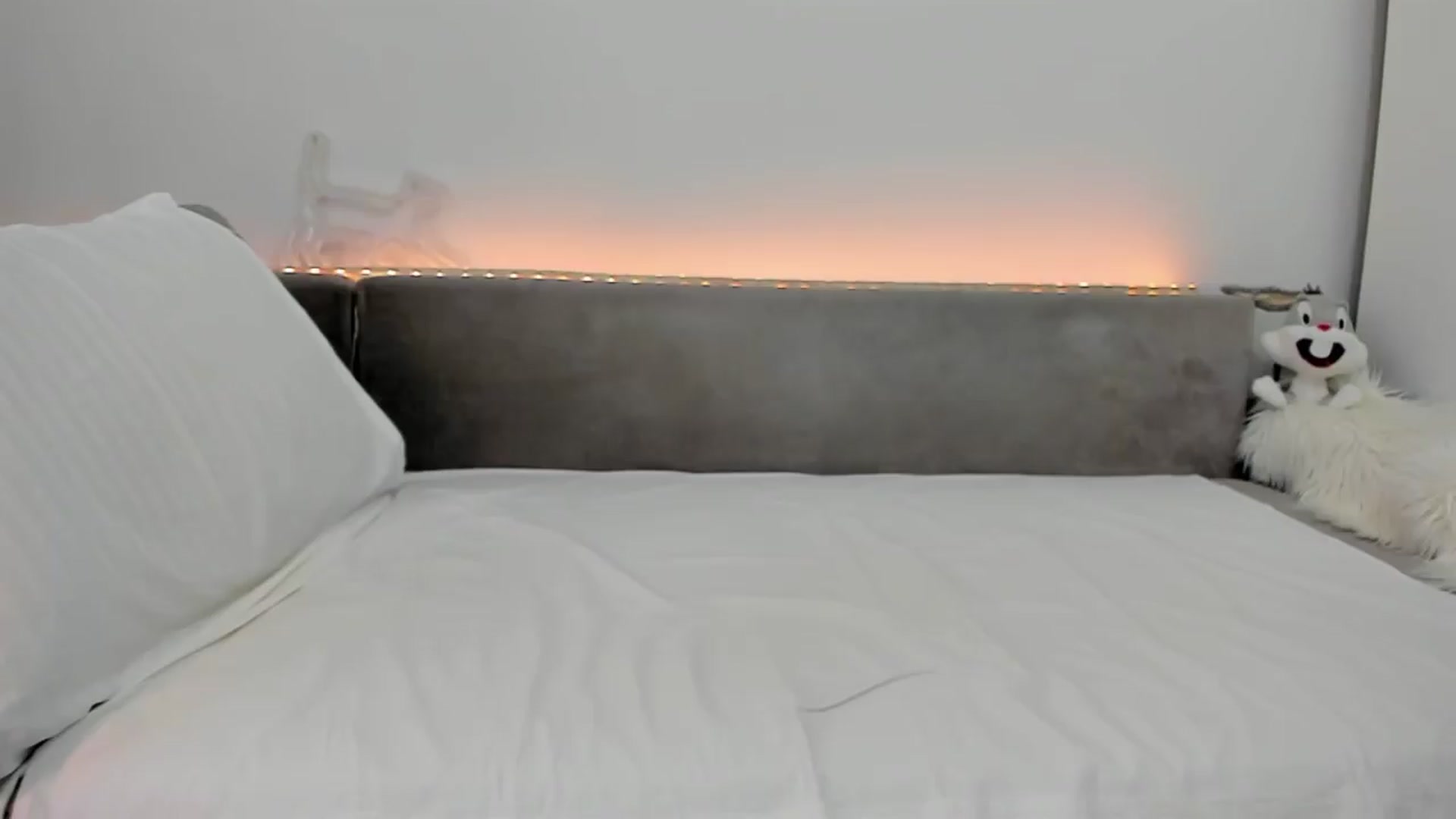 Gallery image thumbnail from Tenar's myfreecams stream on, 07/06/2026, 11:21 image 14 of 20