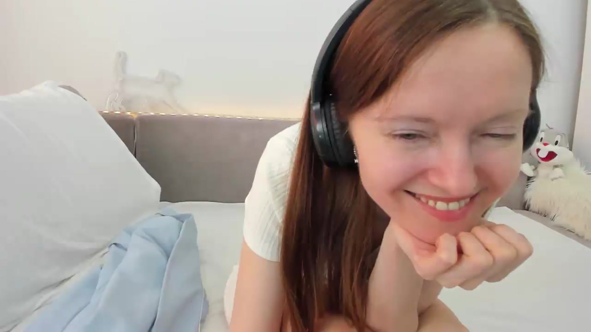 Gallery image thumbnail from Tenar's myfreecams stream on, 07/06/2026, 14:28 image 17 of 20