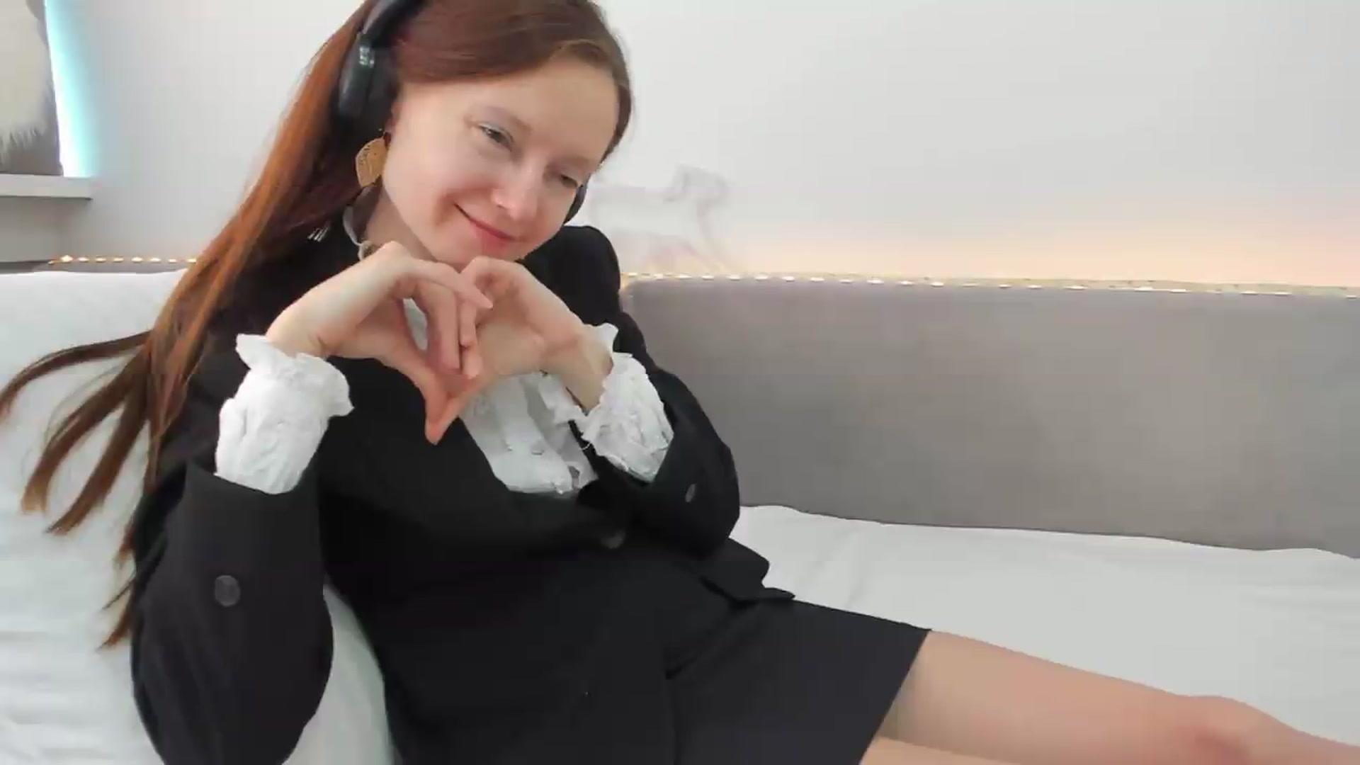 Gallery image thumbnail from Tenar's myfreecams stream on, 07/09/2026, 13:25 image 12 of 20