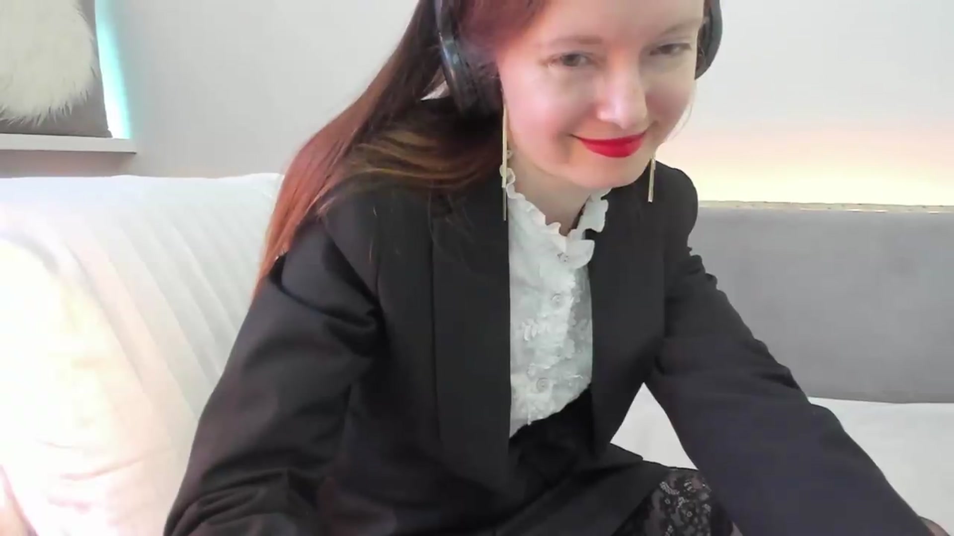 Gallery image thumbnail from Tenar's myfreecams stream on, 08/07/2026, 10:32 image 12 of 20