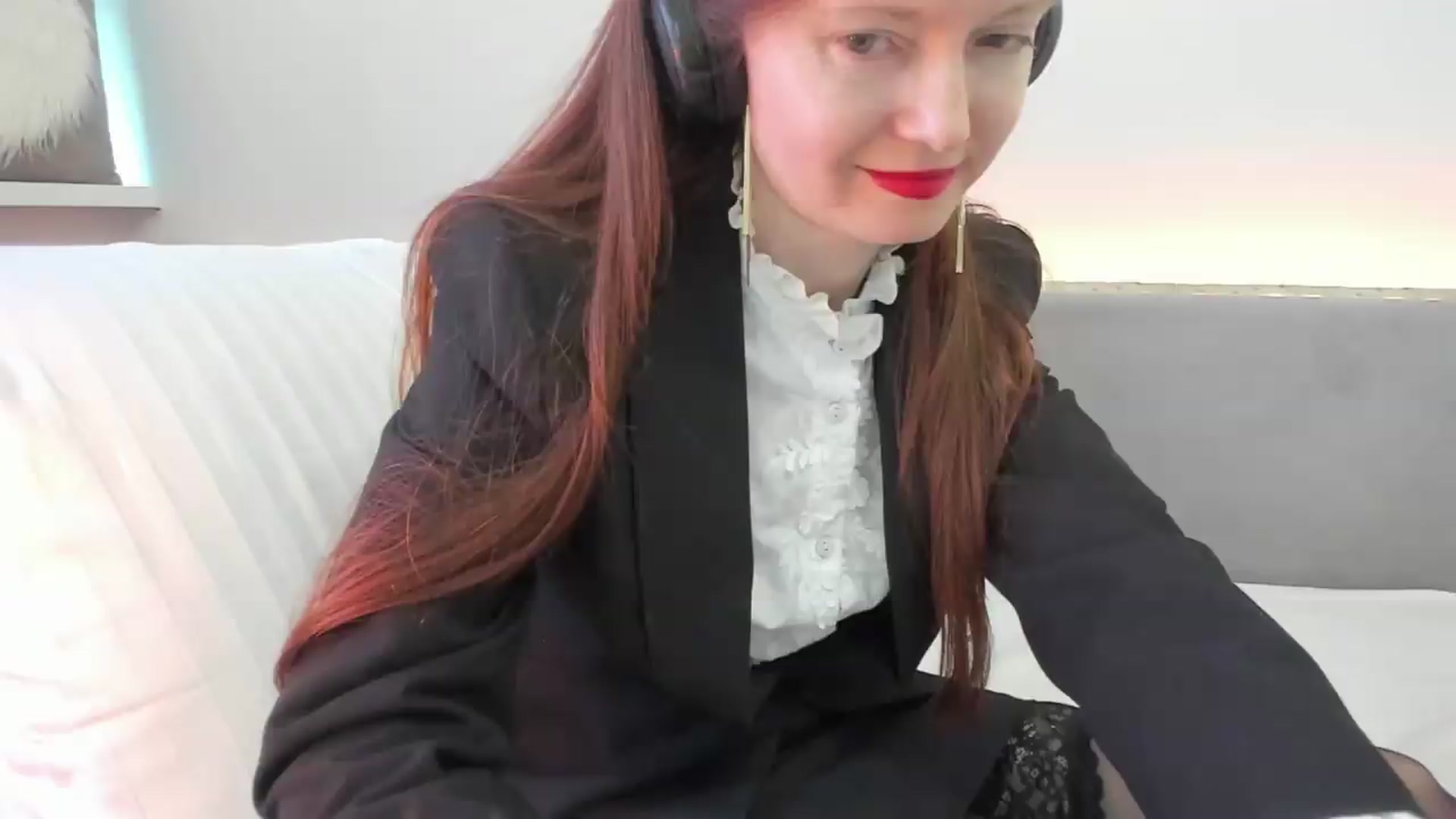 Gallery image thumbnail from Tenar's myfreecams stream on, 08/07/2026, 10:32 image 1 of 20