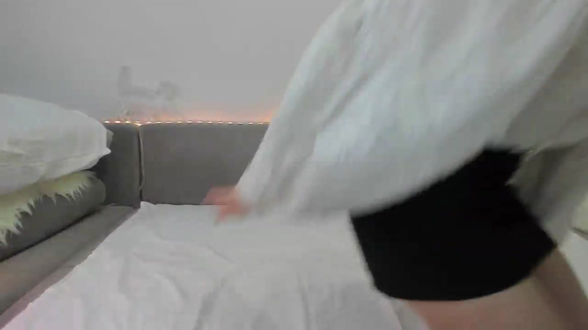 Gallery image thumbnail from Tenar's myfreecams stream on, 09/08/2026, 12:06 image 6 of 20