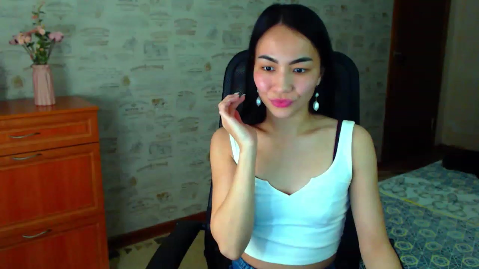 Gallery image thumbnail from TenderOrchid's myfreecams stream on, 04/15/2023, 20:39 image 8 of 20