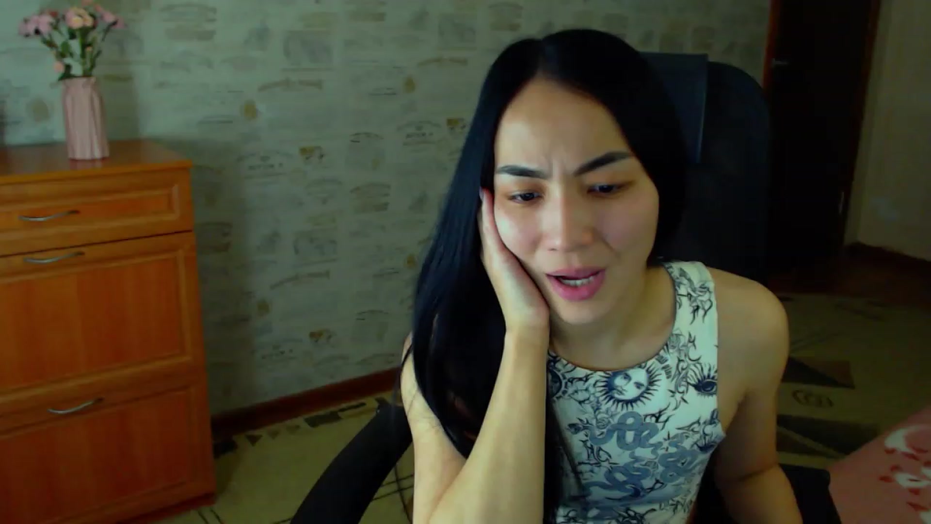 Gallery image thumbnail from TenderOrchid's myfreecams stream on, 06/19/2023, 24:00 image 18 of 20