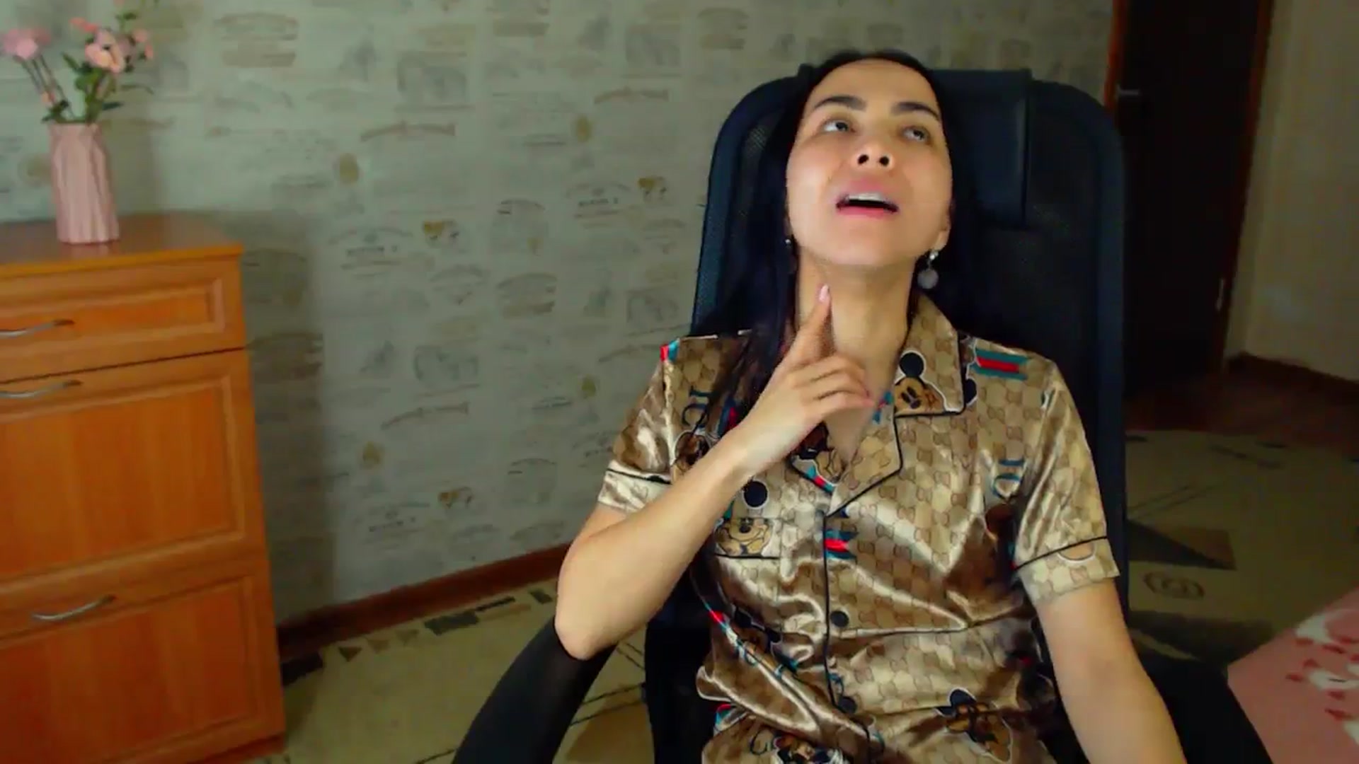 Gallery image thumbnail from TenderOrchid's myfreecams stream on, 12/28/2023, 19:18 image 8 of 20
