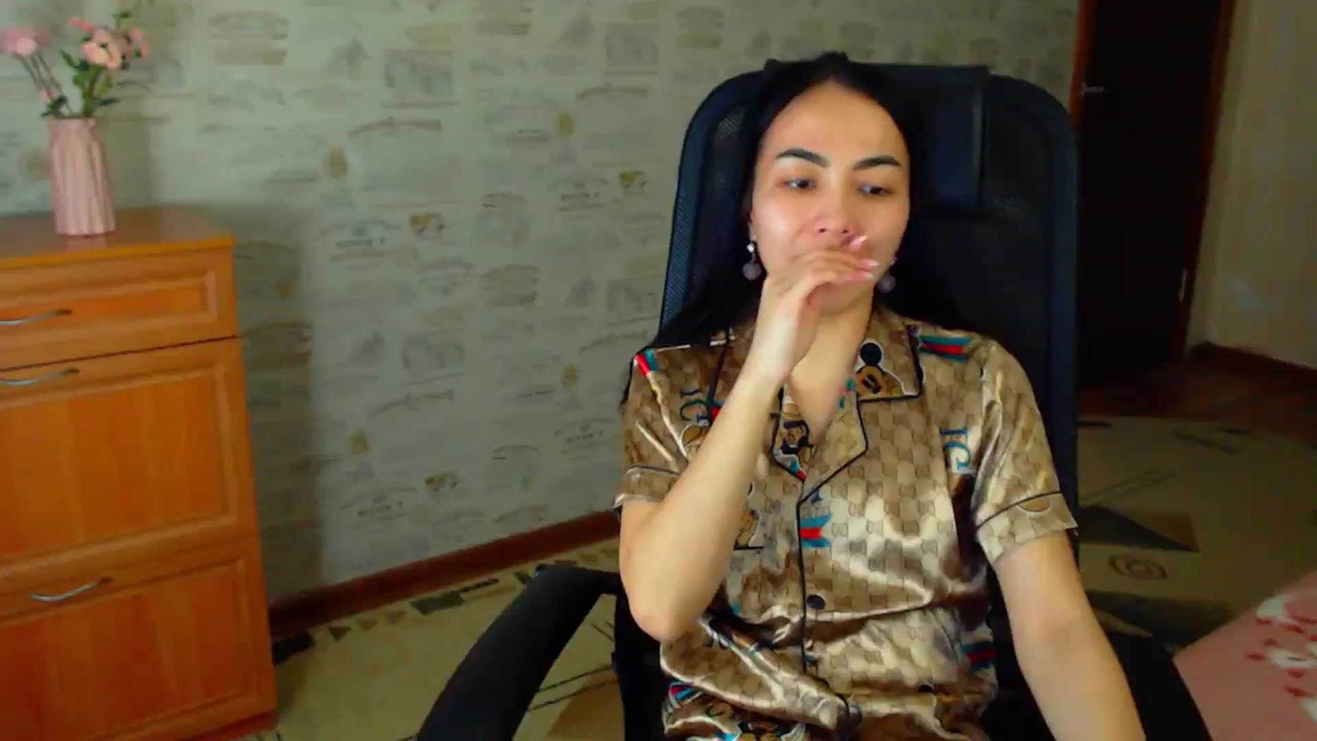 Gallery image thumbnail from TenderOrchid's myfreecams stream on, 12/28/2023, 19:18 image 17 of 20