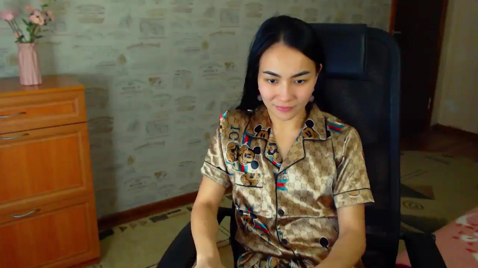 Gallery image thumbnail from TenderOrchid's myfreecams stream on, 12/28/2023, 19:18 image 7 of 20