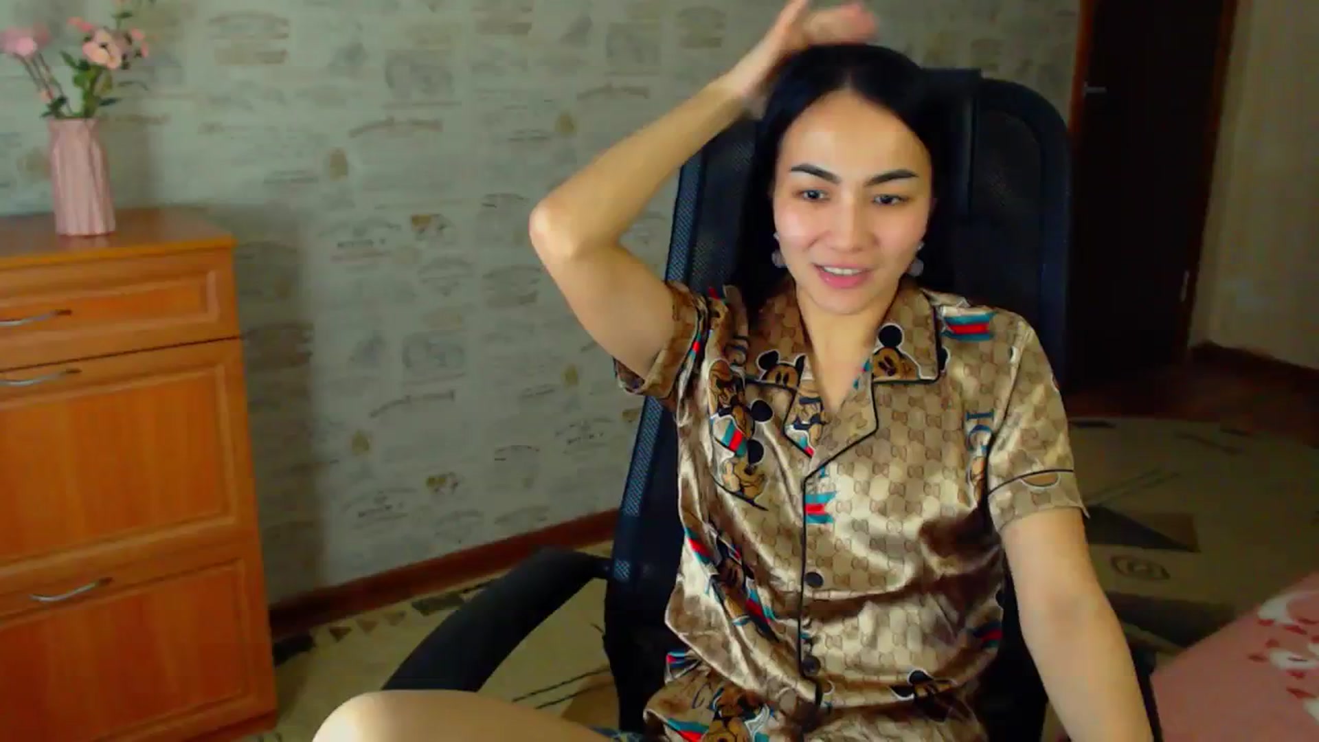 Gallery image thumbnail from TenderOrchid's myfreecams stream on, 12/28/2023, 19:18 image 14 of 20