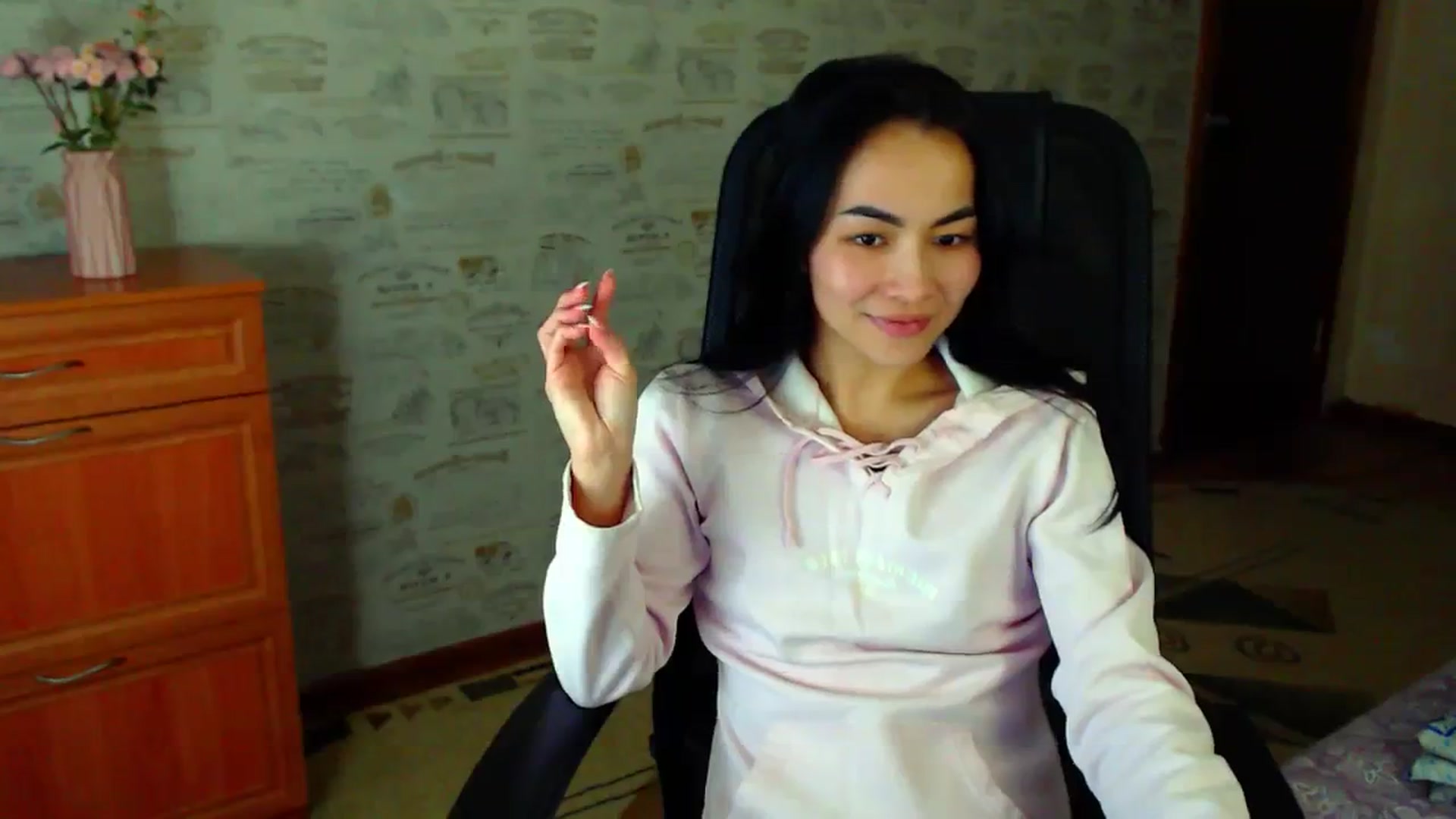 Gallery image thumbnail from TenderOrchid's myfreecams stream on, 01/15/2024, 21:11 image 3 of 20