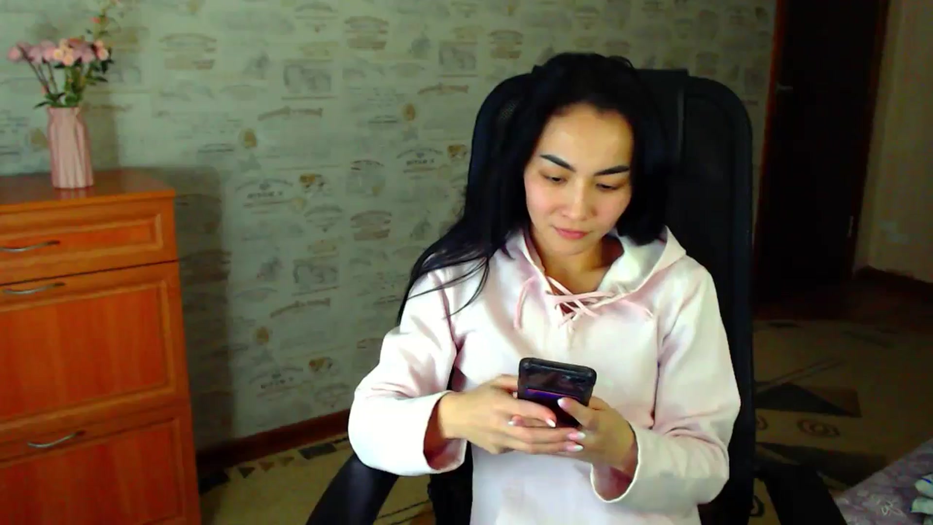 Gallery image thumbnail from TenderOrchid's myfreecams stream on, 01/15/2024, 21:11 image 15 of 20