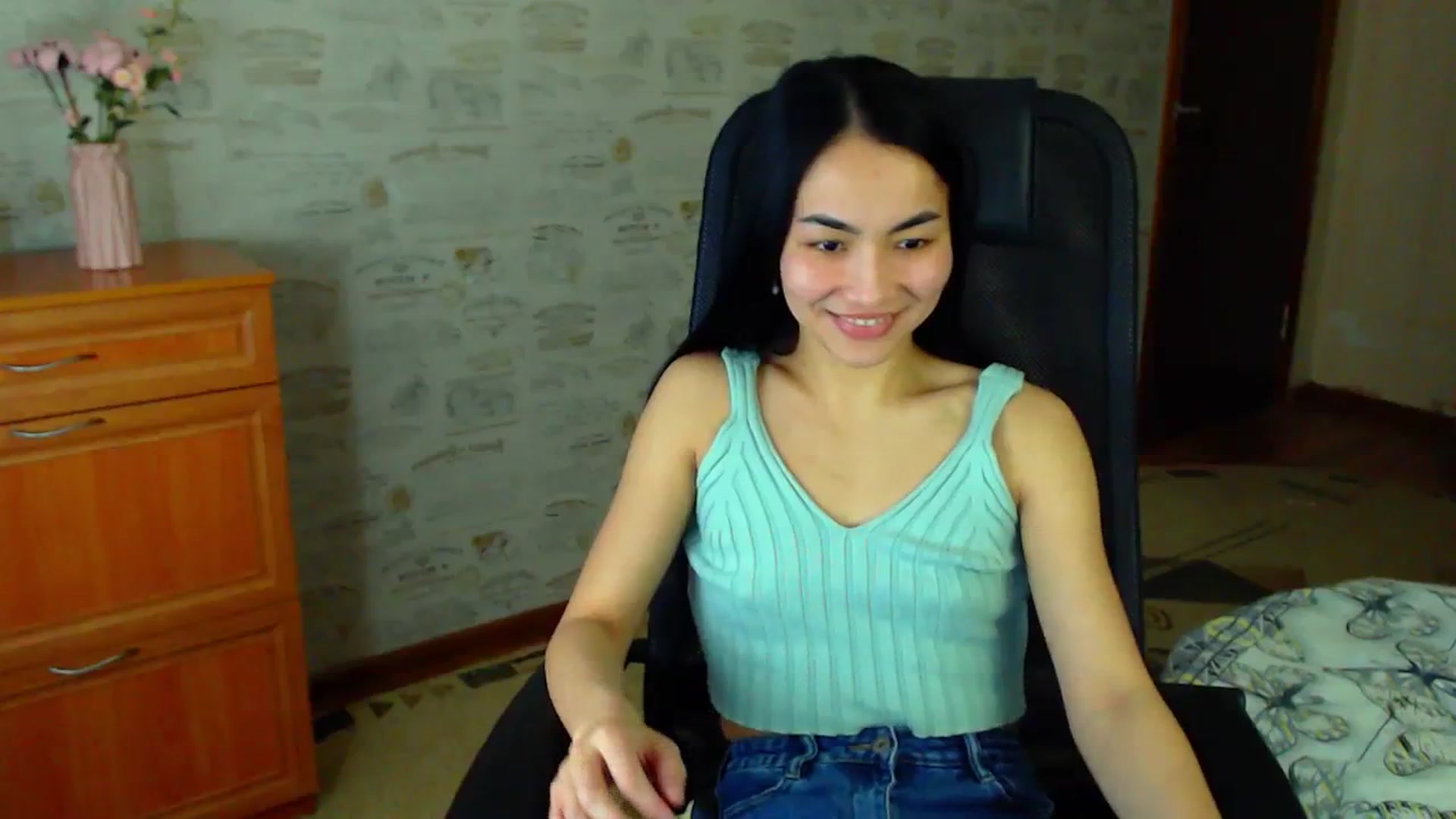 Gallery image thumbnail from TenderOrchid's myfreecams stream on, 02/17/2024, 14:25 image 6 of 20