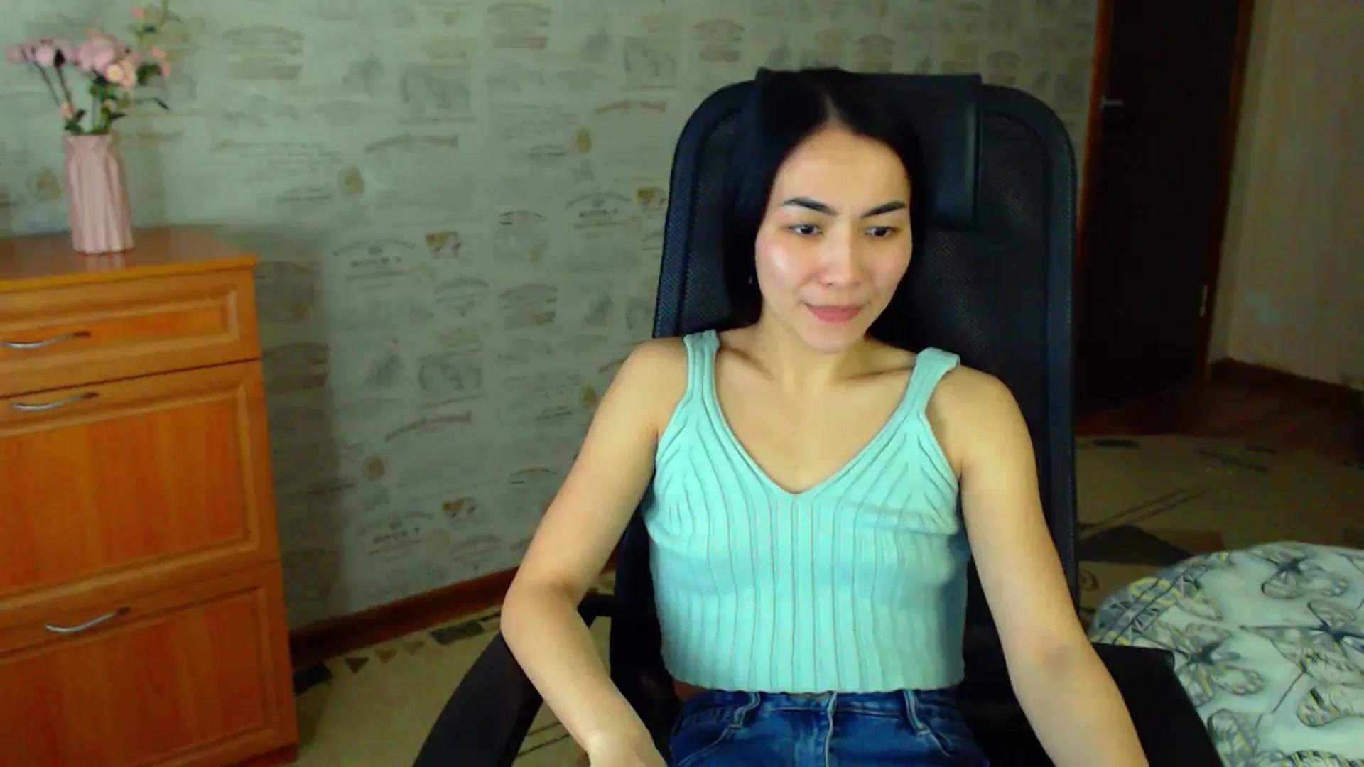 Gallery image thumbnail from TenderOrchid's myfreecams stream on, 02/17/2024, 14:25 image 12 of 20