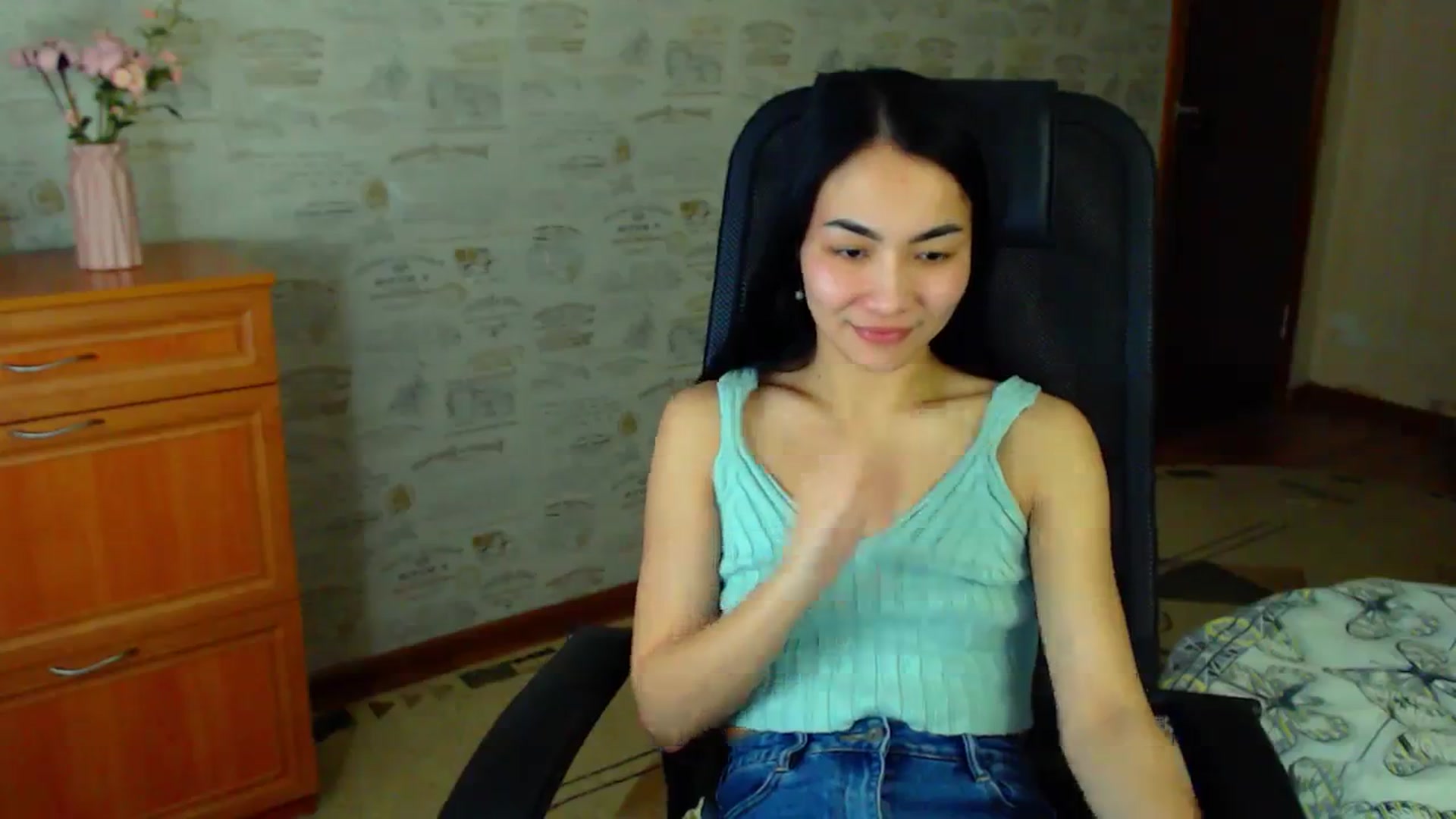 Gallery image thumbnail from TenderOrchid's myfreecams stream on, 02/17/2024, 14:25 image 7 of 20