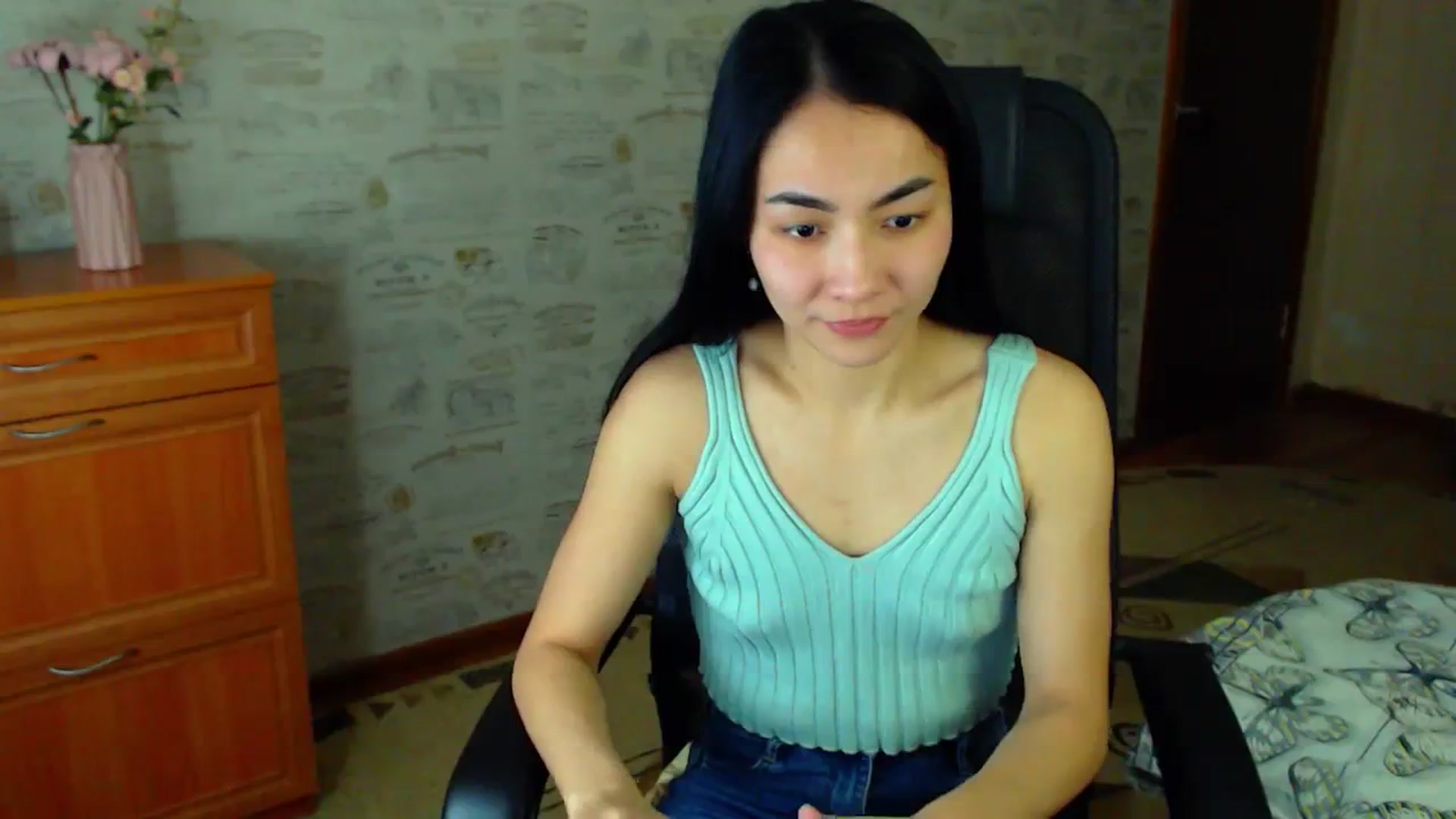 Gallery image thumbnail from TenderOrchid's myfreecams stream on, 02/17/2024, 14:25 image 15 of 20