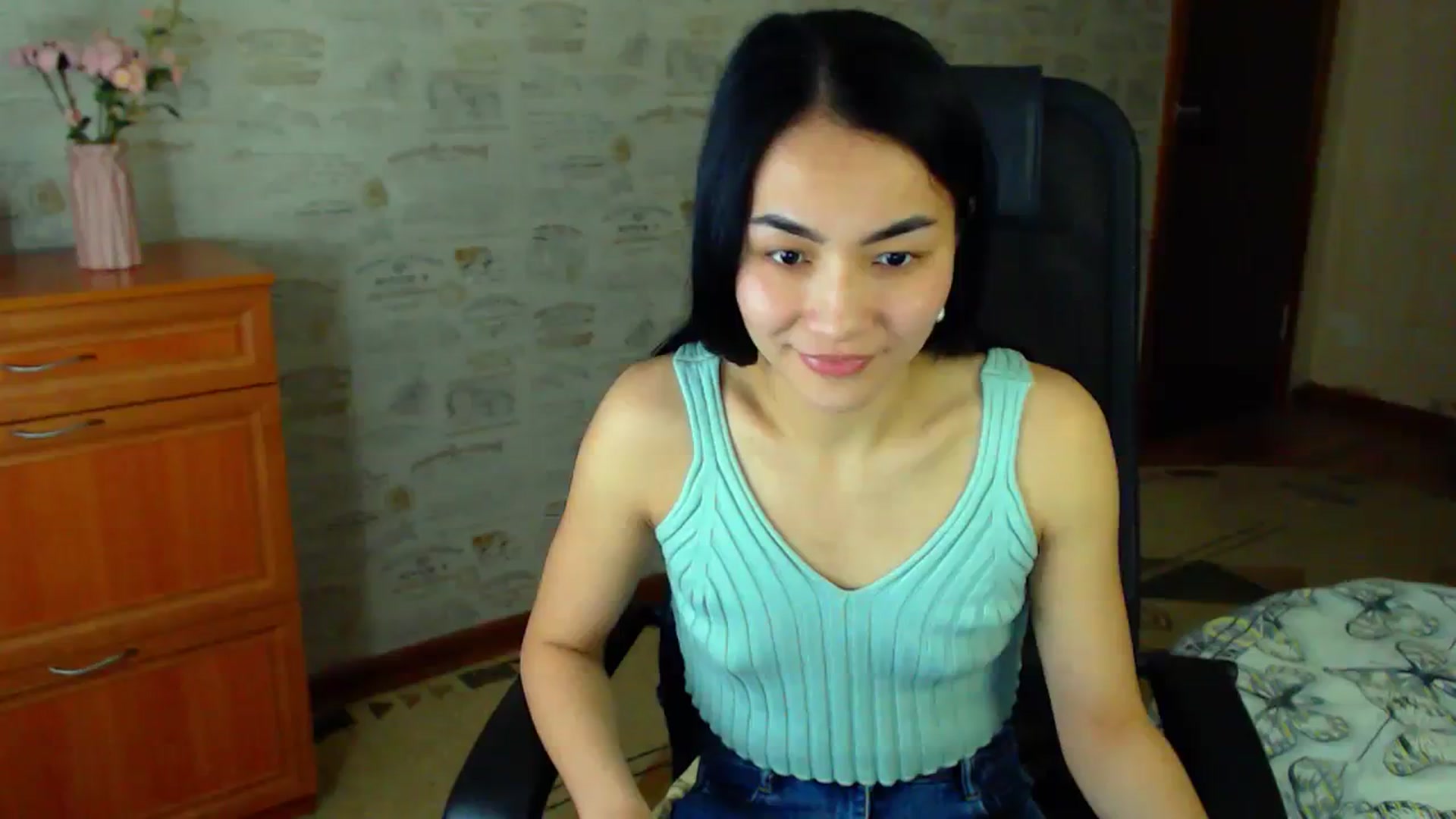 Gallery image thumbnail from TenderOrchid's myfreecams stream on, 02/17/2024, 14:25 image 19 of 20