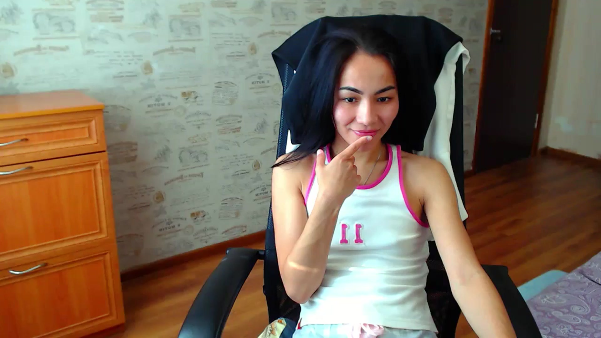 Gallery image thumbnail from TenderOrchid's myfreecams stream on, 09/07/2024, 10:30 image 16 of 20