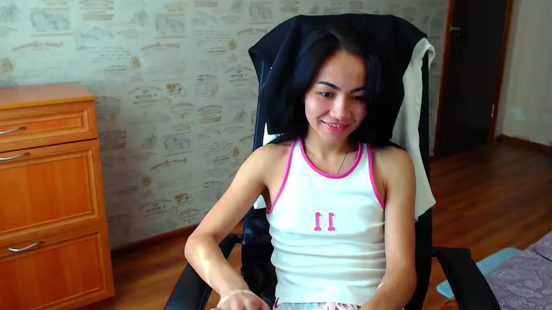 Gallery image thumbnail from TenderOrchid's myfreecams stream on, 09/07/2024, 10:30 image 17 of 20