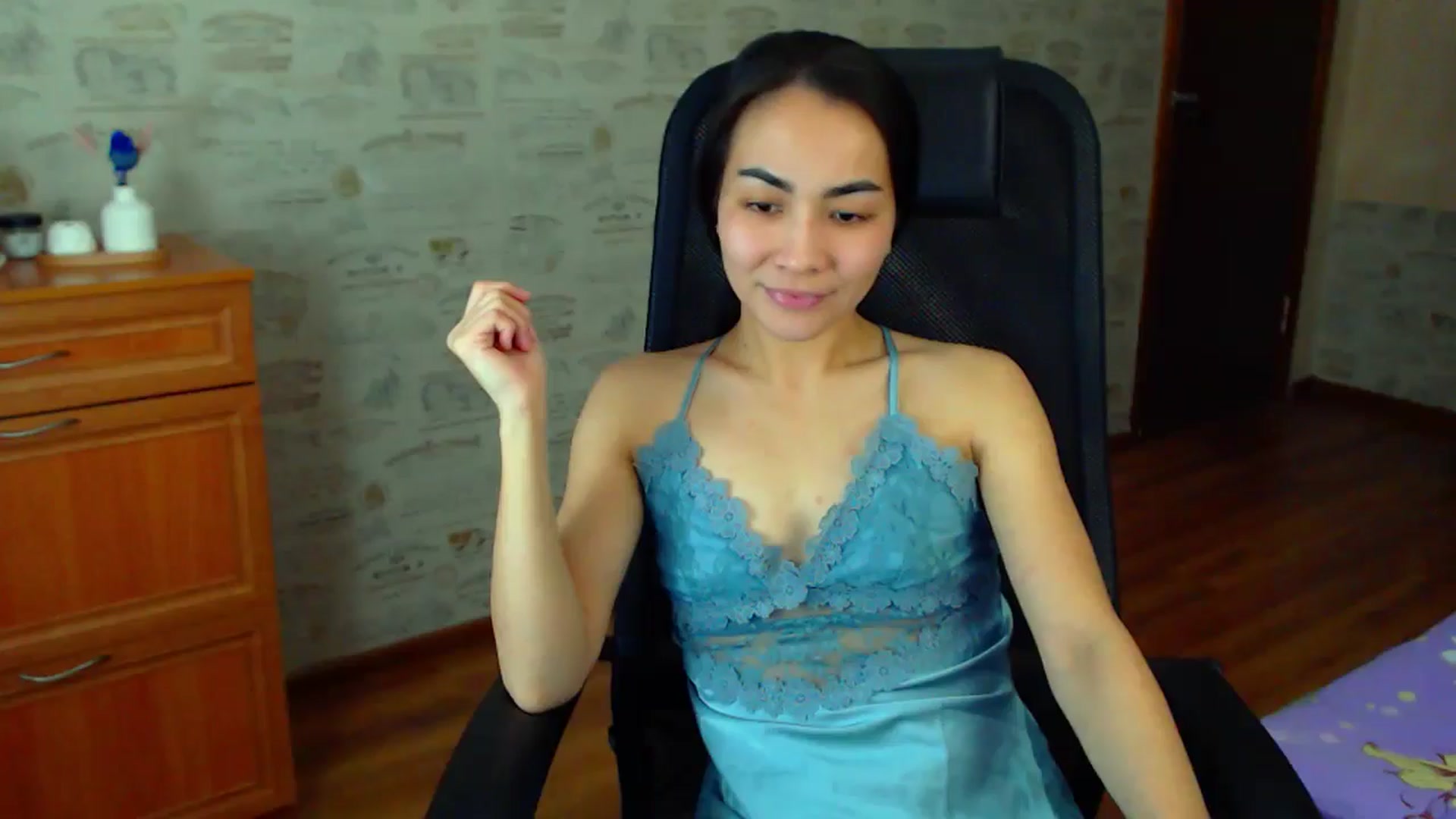 Gallery image thumbnail from TenderOrchid's myfreecams stream on, 12/04/2024, 16:27 image 2 of 20