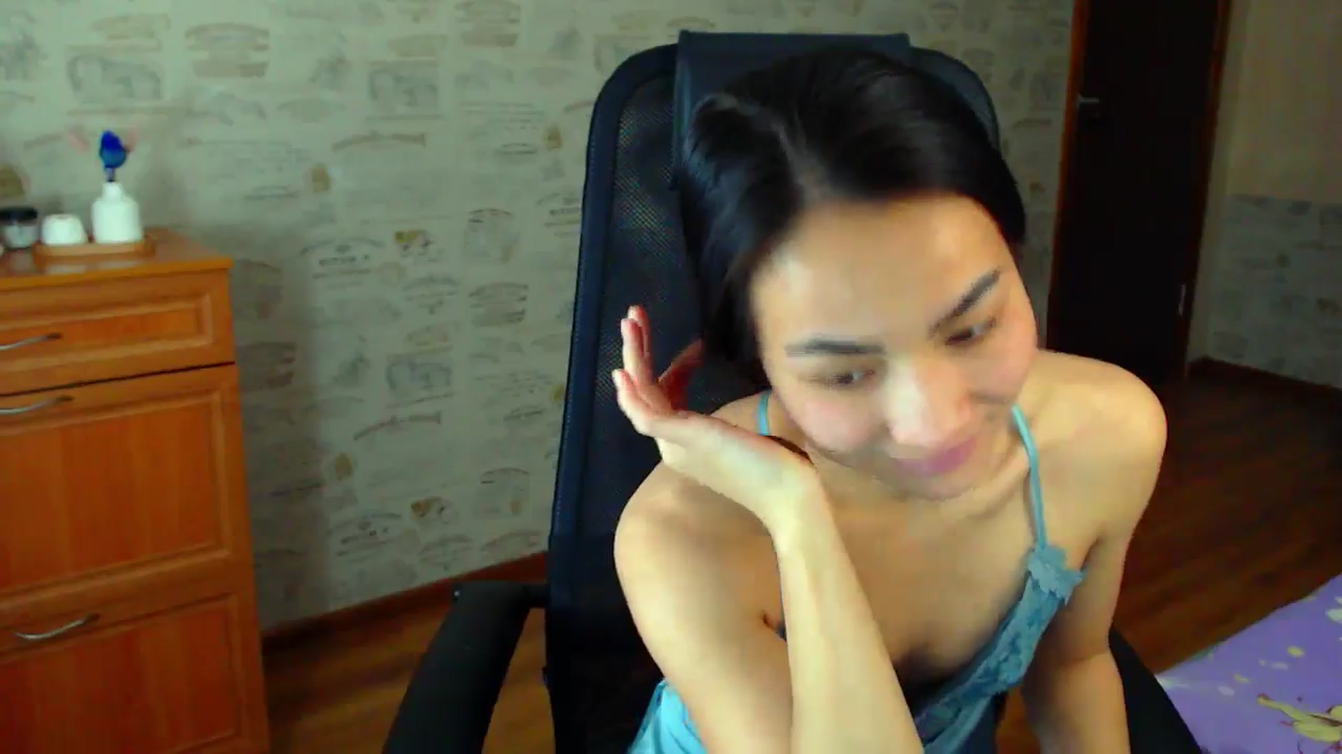 Gallery image thumbnail from TenderOrchid's myfreecams stream on, 12/04/2024, 17:58 image 16 of 20