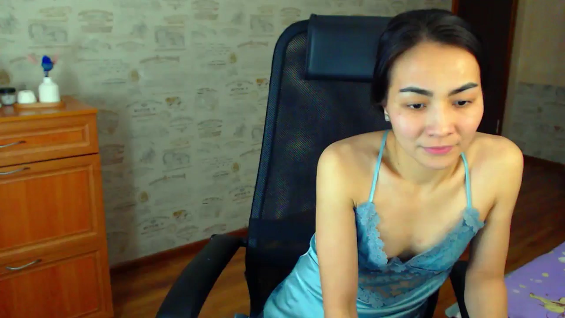 Gallery image thumbnail from TenderOrchid's myfreecams stream on, 12/04/2024, 17:58 image 12 of 20