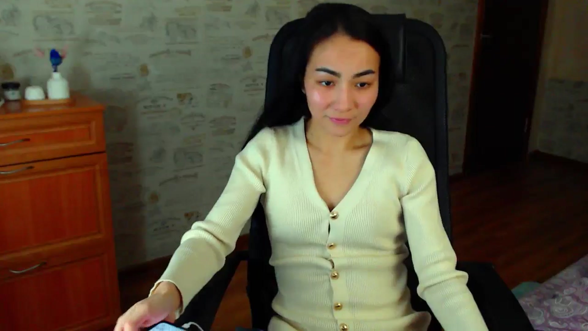 Gallery image thumbnail from TenderOrchid's myfreecams stream on, 12/07/2024, 17:50 image 7 of 20