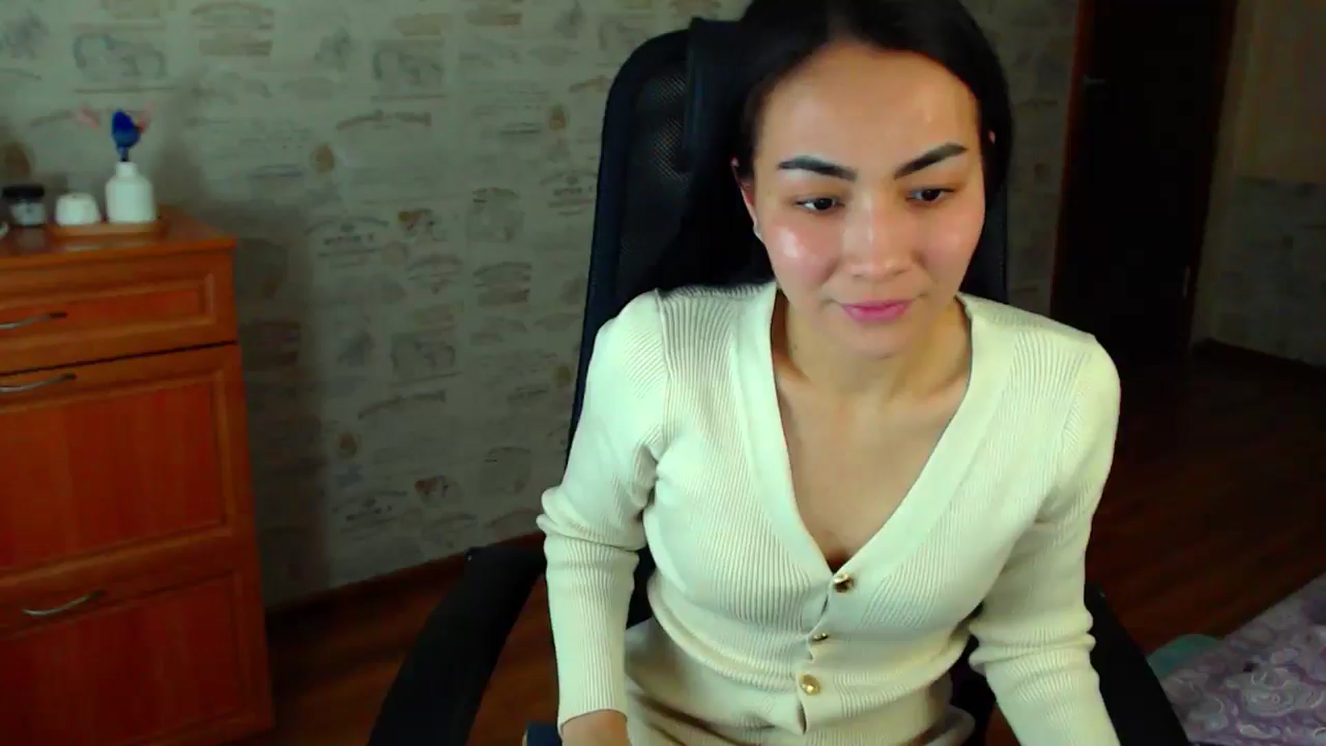 Gallery image thumbnail from TenderOrchid's myfreecams stream on, 12/07/2024, 17:50 image 19 of 20