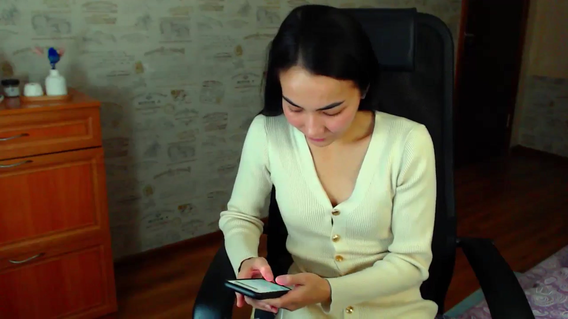 Gallery image thumbnail from TenderOrchid's myfreecams stream on, 12/07/2024, 17:50 image 4 of 20