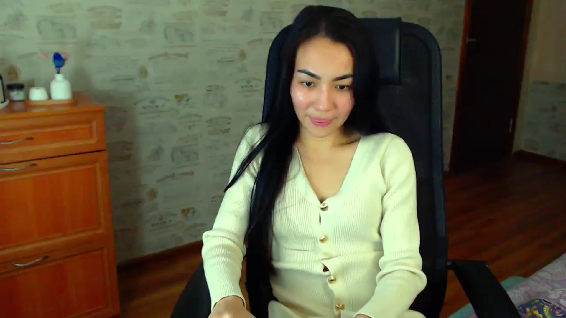 Gallery image thumbnail from TenderOrchid's myfreecams stream on, 12/07/2024, 18:41 image 13 of 20