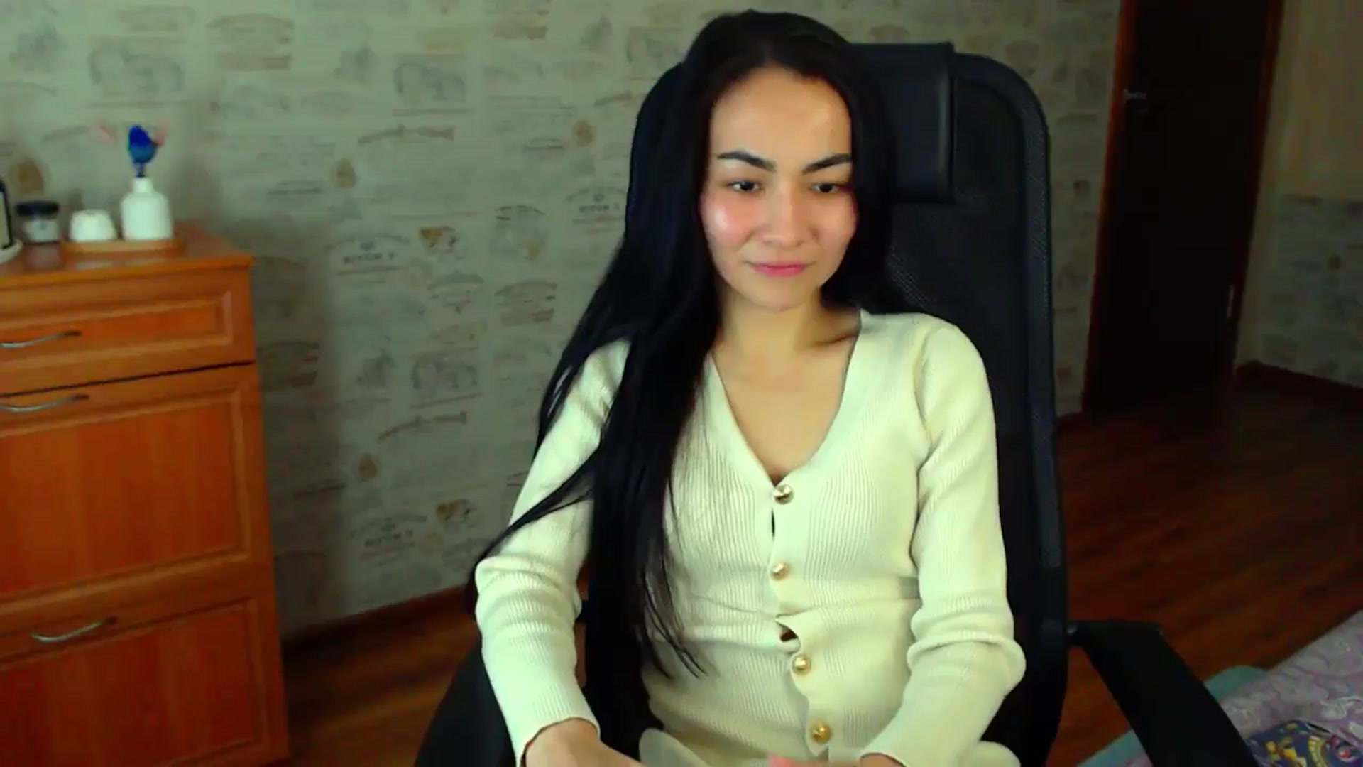 Gallery image thumbnail from TenderOrchid's myfreecams stream on, 12/07/2024, 18:41 image 10 of 20