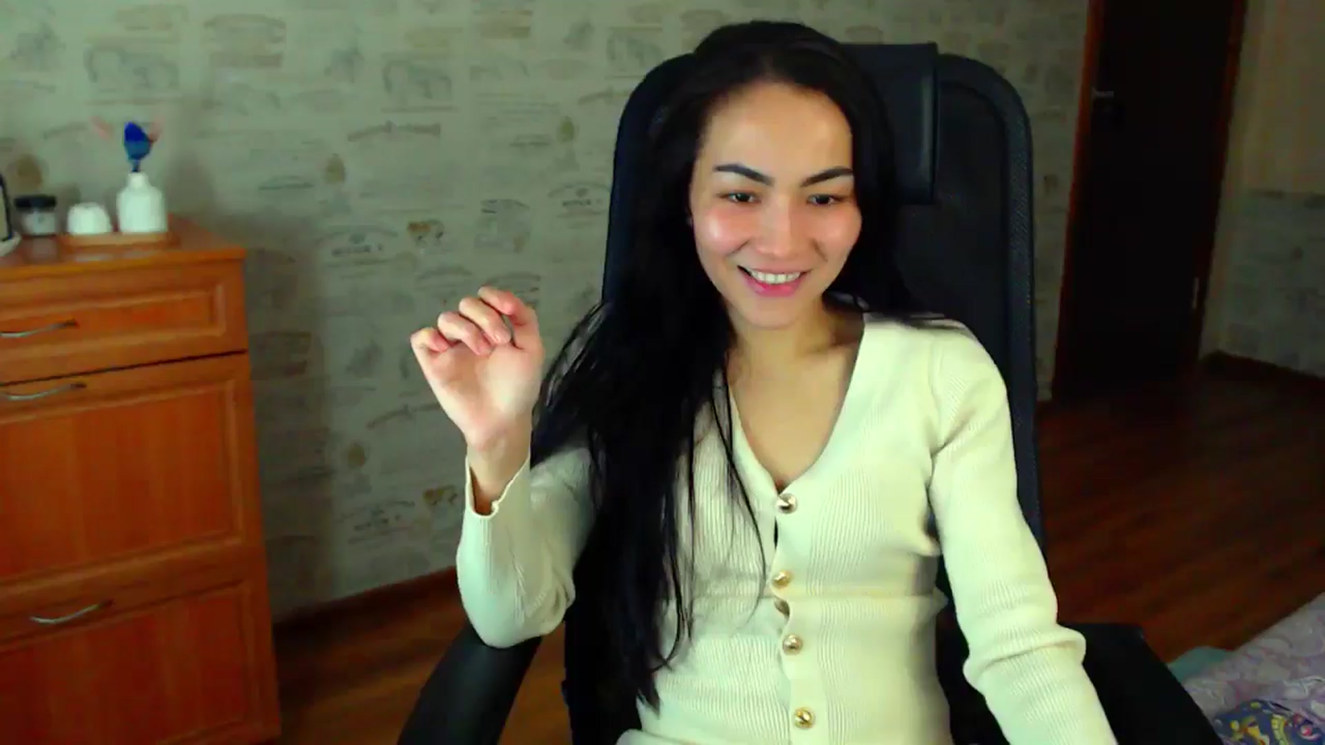 Gallery image thumbnail from TenderOrchid's myfreecams stream on, 12/07/2024, 18:41 image 3 of 20