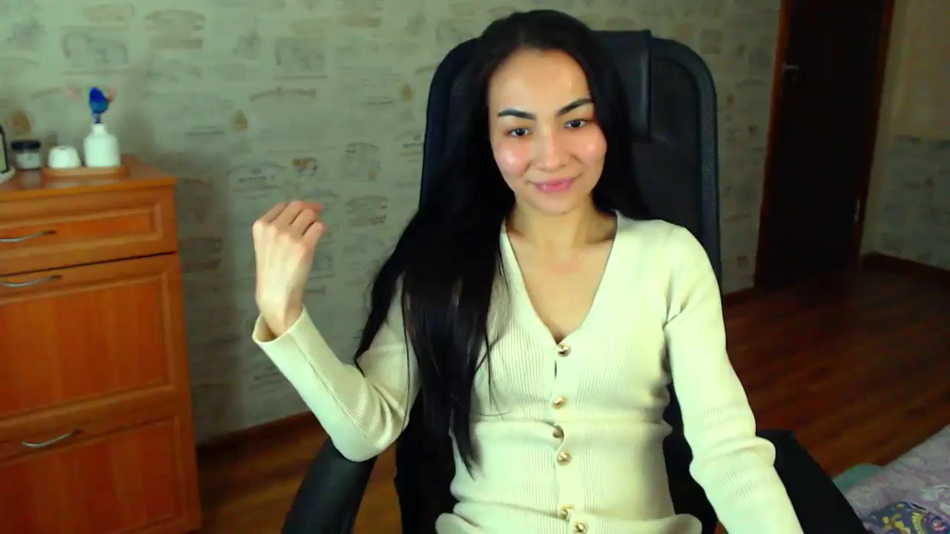 Gallery image thumbnail from TenderOrchid's myfreecams stream on, 12/07/2024, 18:41 image 5 of 20
