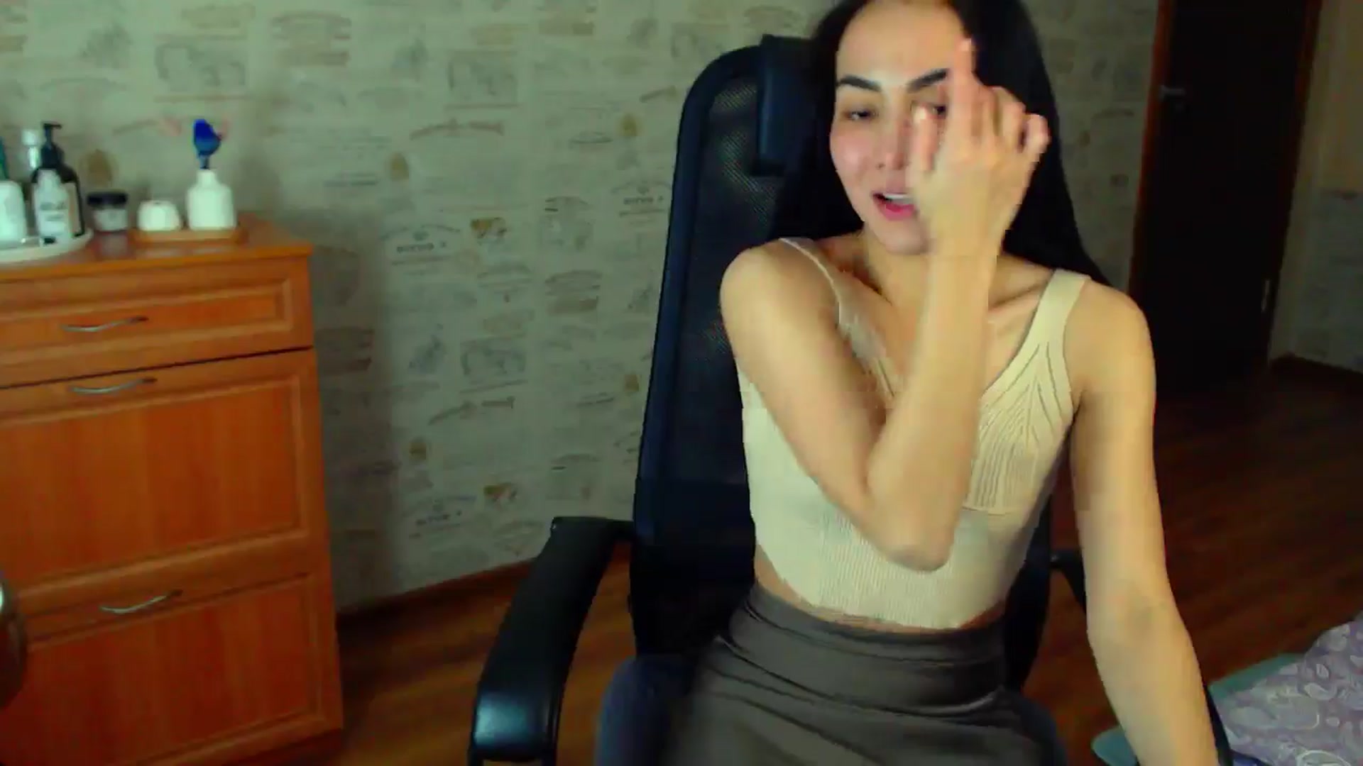Gallery image thumbnail from TenderOrchid's myfreecams stream on, 12/08/2024, 20:46 image 19 of 20