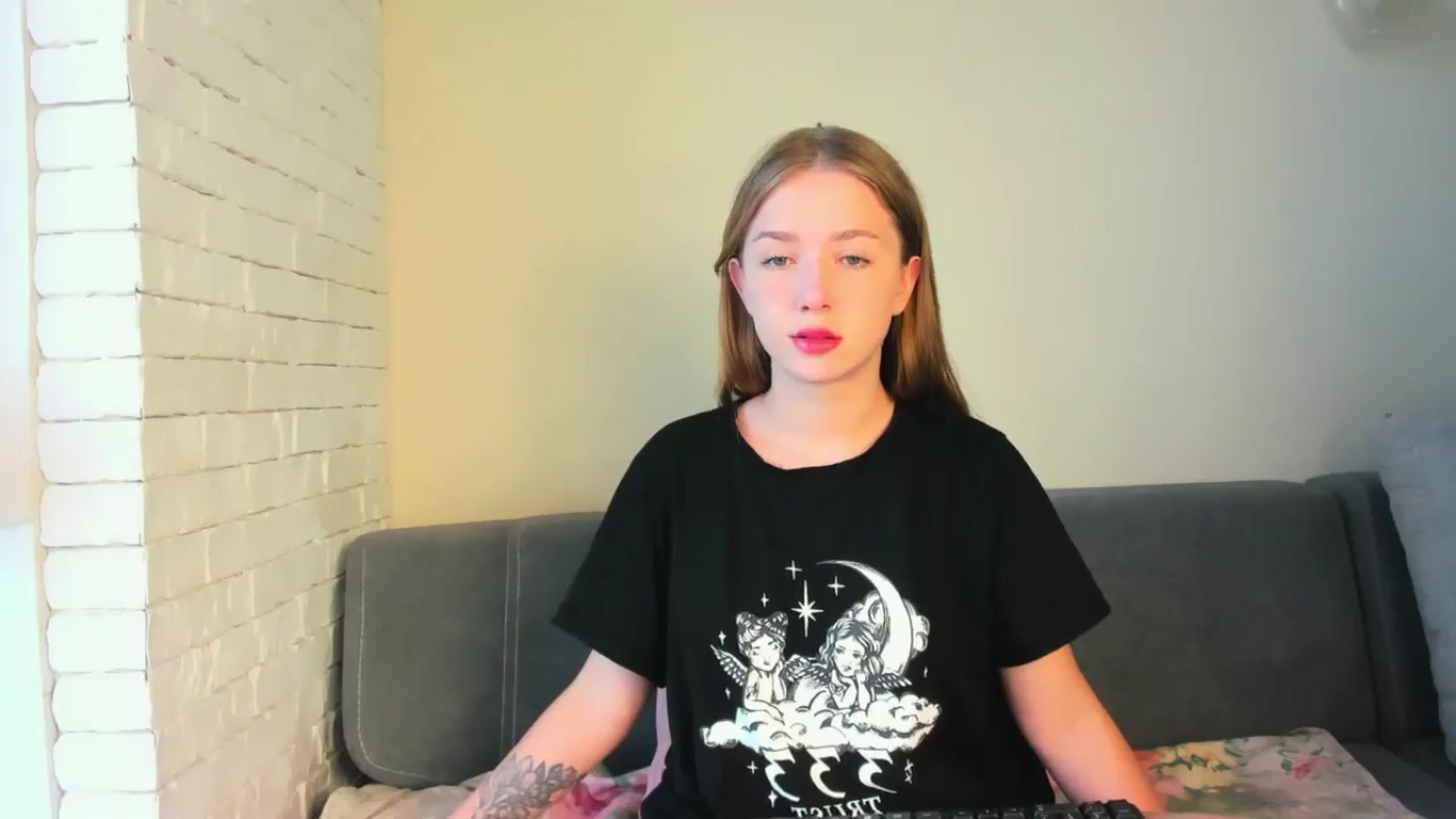Gallery image thumbnail from TenderlyKate's myfreecams stream on, 07/09/2024, 04:34 image 8 of 20