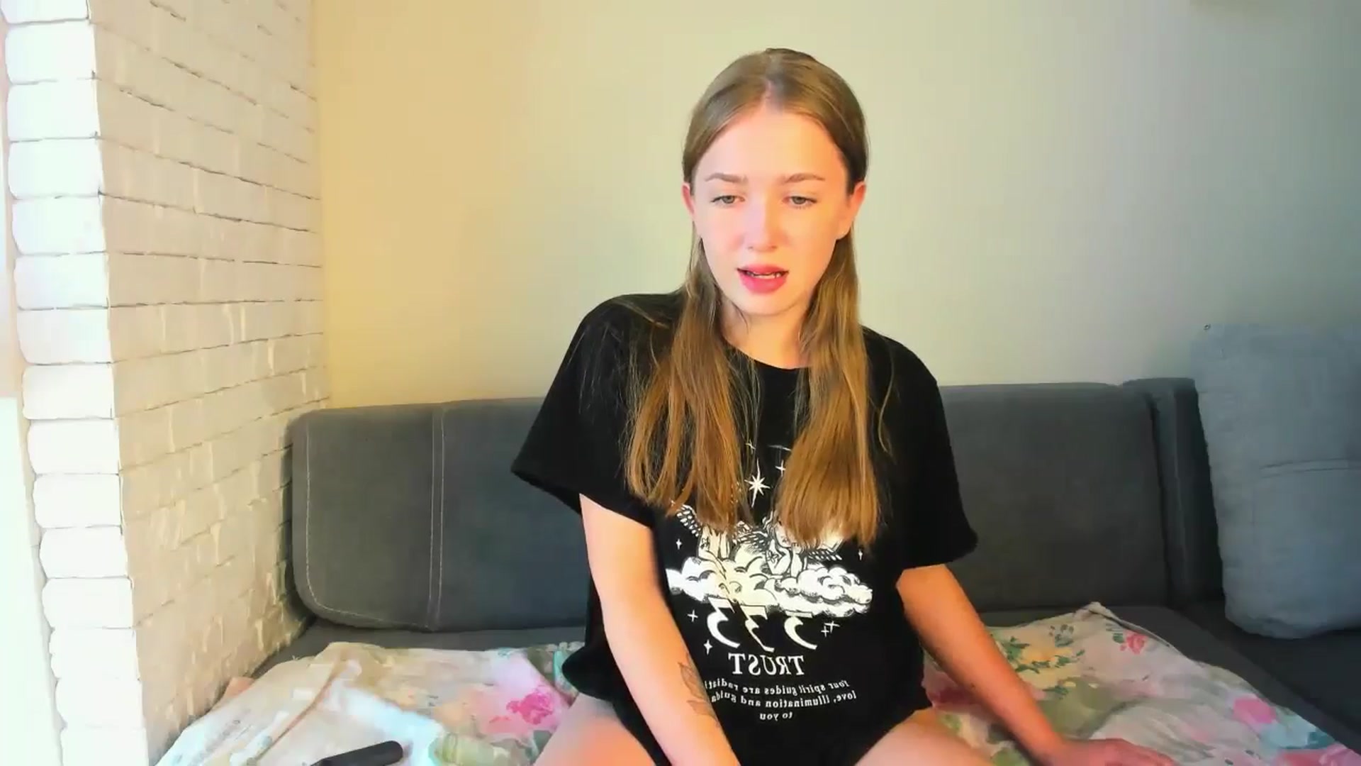 Gallery image thumbnail from TenderlyKate's myfreecams stream on, 07/09/2024, 06:10 image 20 of 20