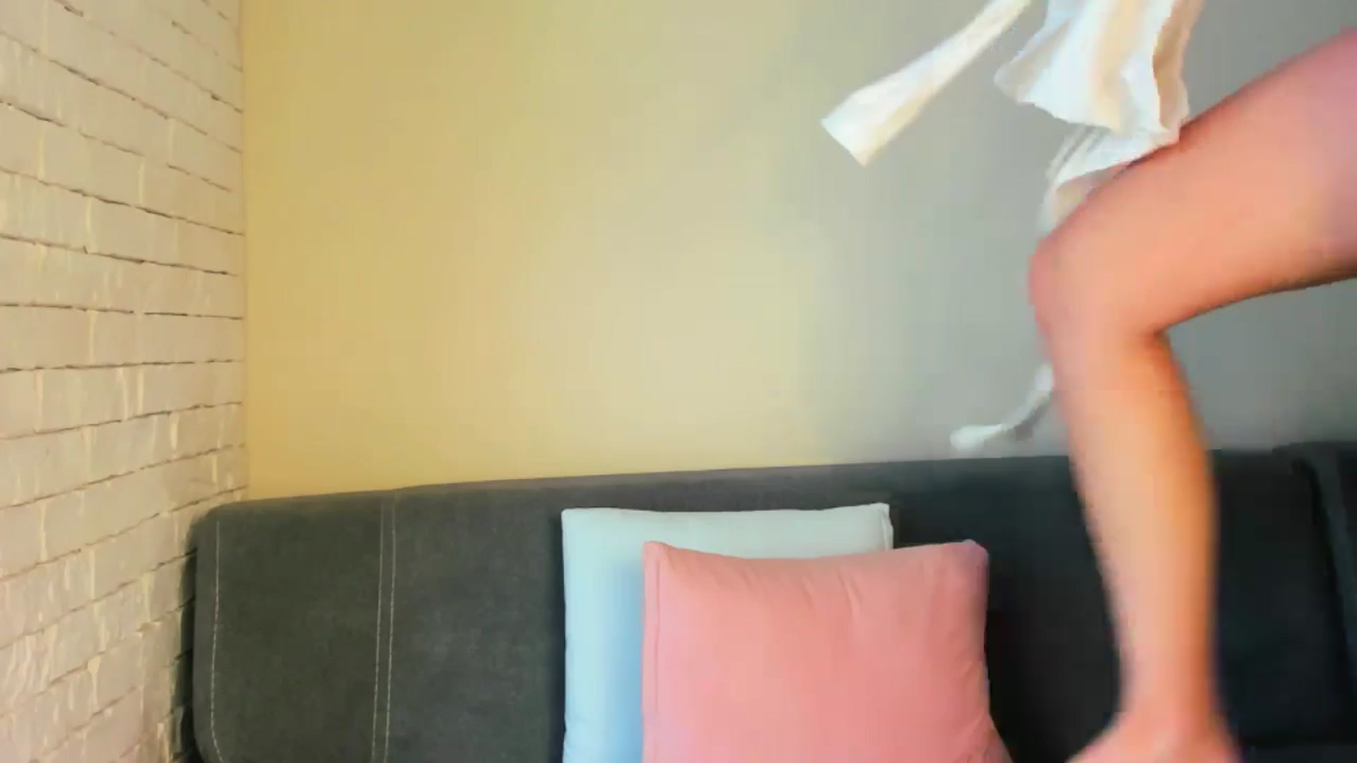Gallery image thumbnail from TenderlyKate's myfreecams stream on, 07/09/2024, 08:03 image 10 of 20