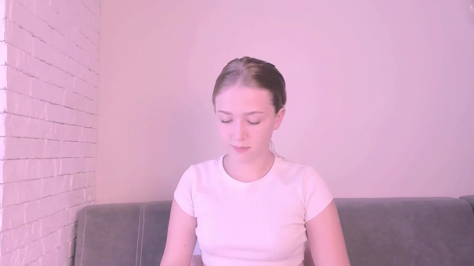 Gallery image thumbnail from TenderlyKate's myfreecams stream on, 07/13/2024, 08:37 image 20 of 20