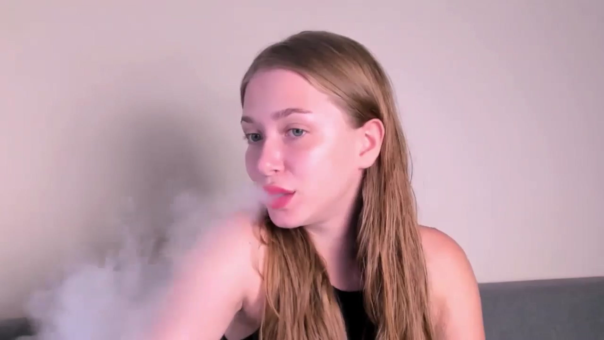 Gallery image thumbnail from TenderlyKate's myfreecams stream on, 07/16/2024, 18:09 image 3 of 20