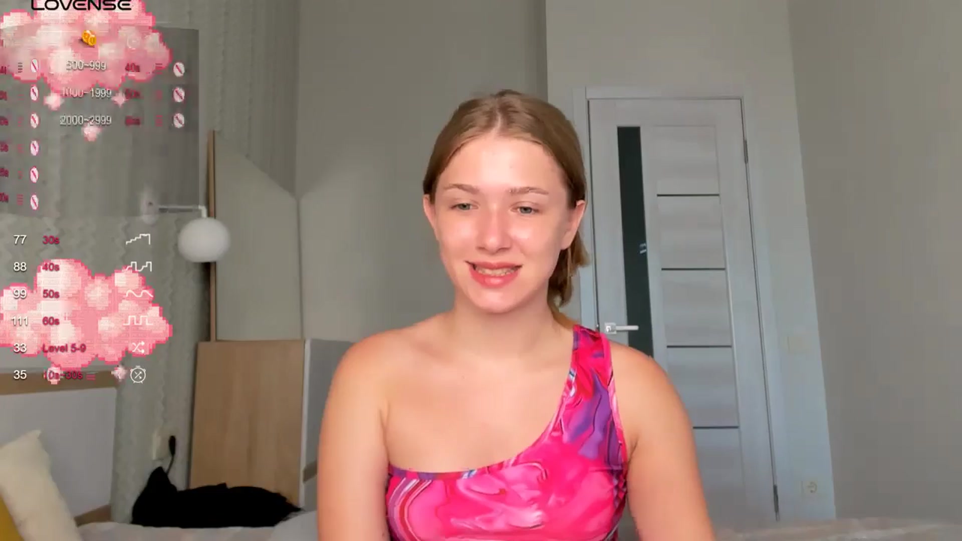 Gallery image thumbnail from TenderlyKate's myfreecams stream on, 07/17/2024, 05:56 image 5 of 20