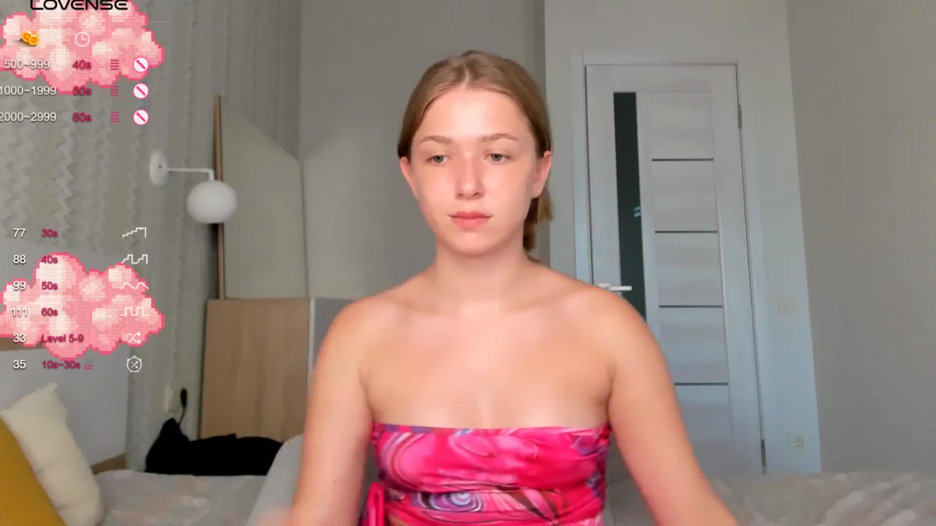 Gallery image thumbnail from TenderlyKate's myfreecams stream on, 07/17/2024, 05:56 image 12 of 20