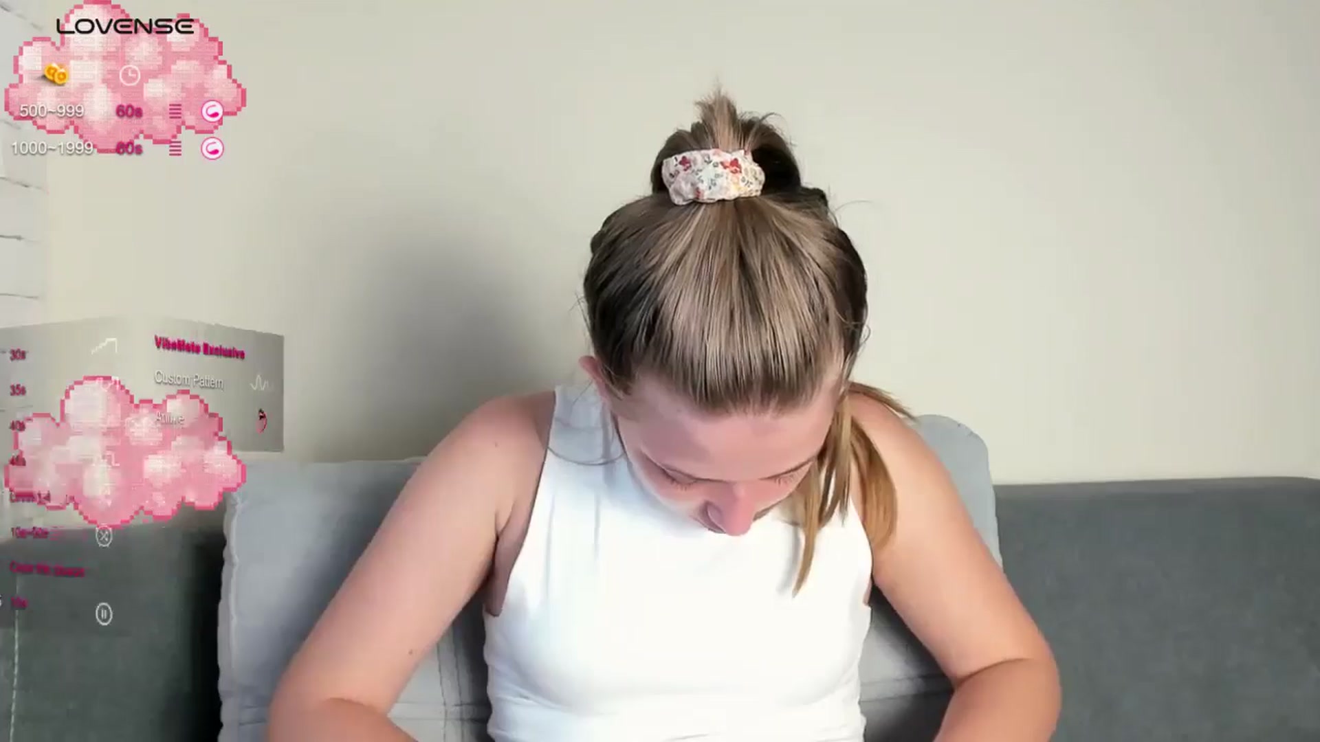Gallery image thumbnail from TenderlyKate's myfreecams stream on, 07/18/2024, 17:32 image 15 of 20