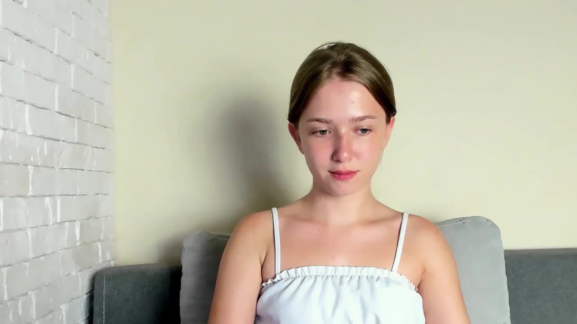 Gallery image thumbnail from TenderlyKate's myfreecams stream on, 07/19/2024, 18:33 image 16 of 20