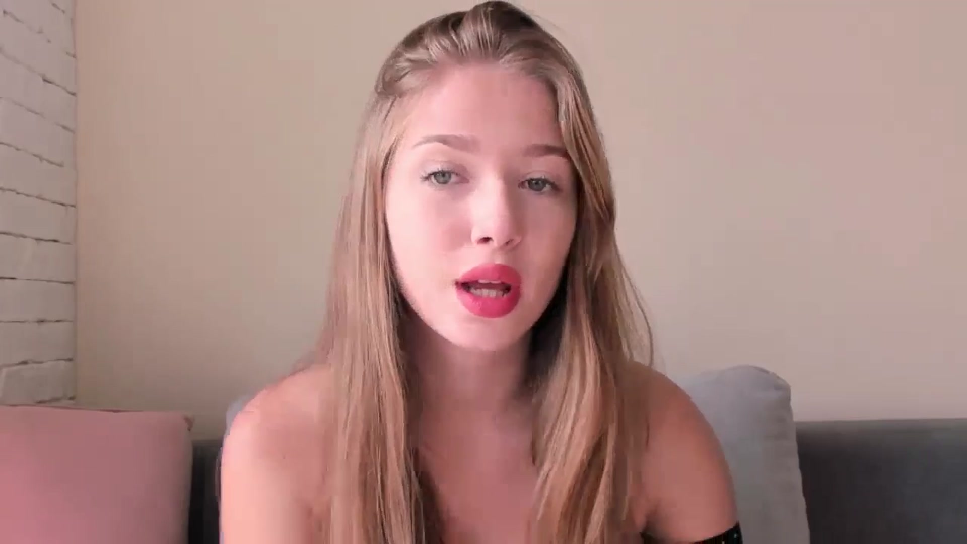 Gallery image thumbnail from TenderlyKate's myfreecams stream on, 07/26/2024, 15:03 image 14 of 20